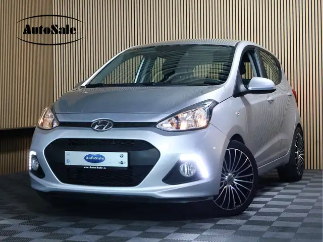 2016 Hyundai i10 in Grey for sale