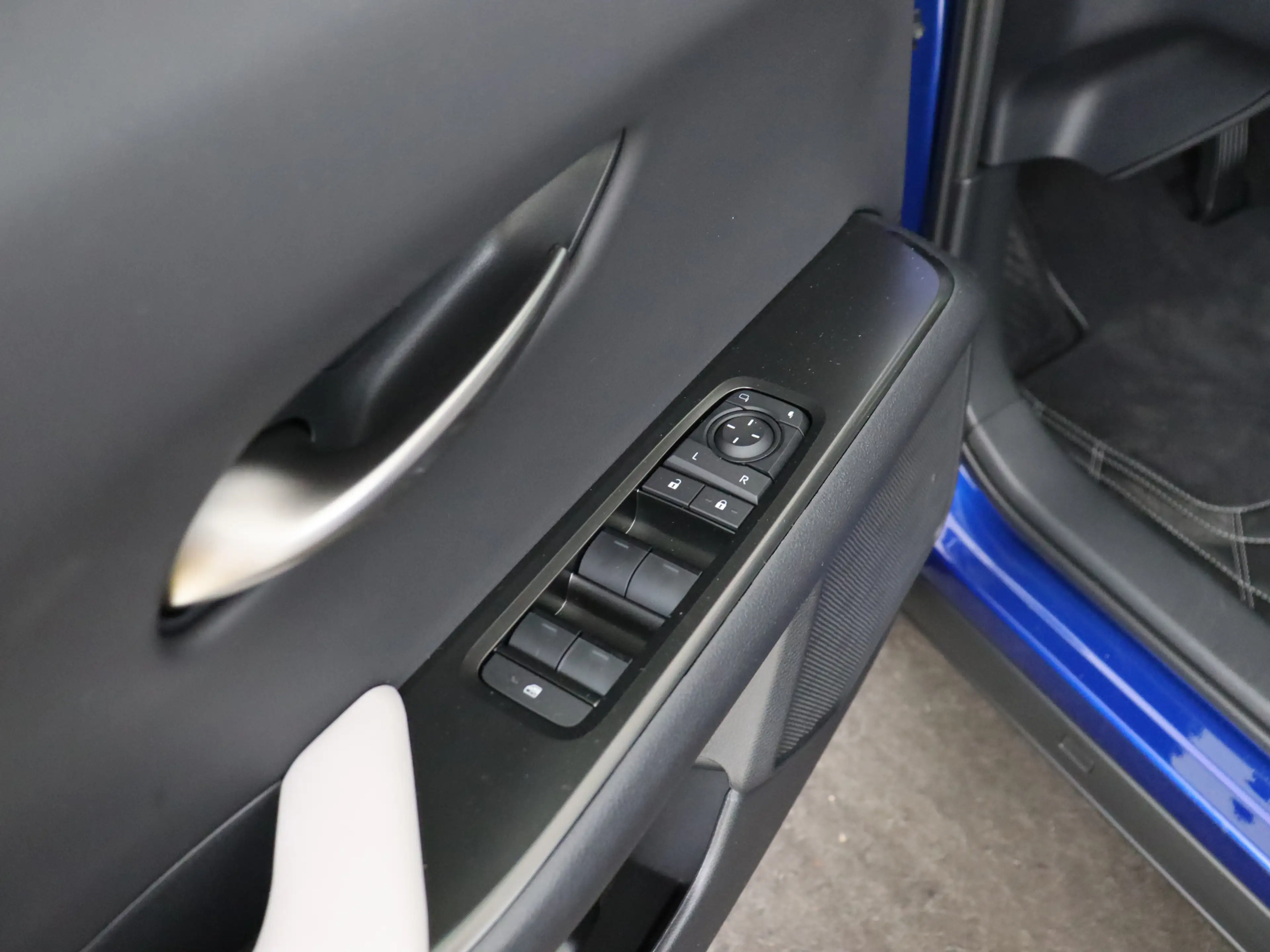 Lexus UX 300h Ultimate Edition | Stoel- Stuurverwarming | Standk — photo 10