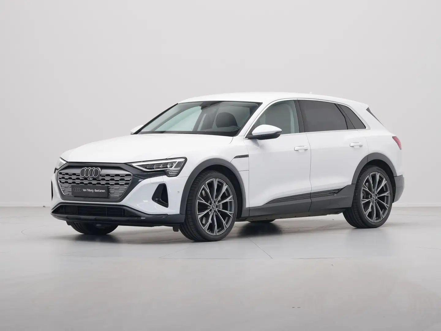 Audi Q8 e-tron 50 quattro Advanced Edition 95 kWh Leer Camera Pri Wit - 2