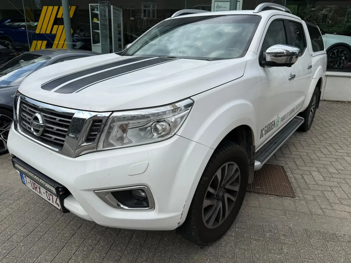 Nissan Navara 4x4 Business+Premium ( UTILITAIRE ) Blanc - 1