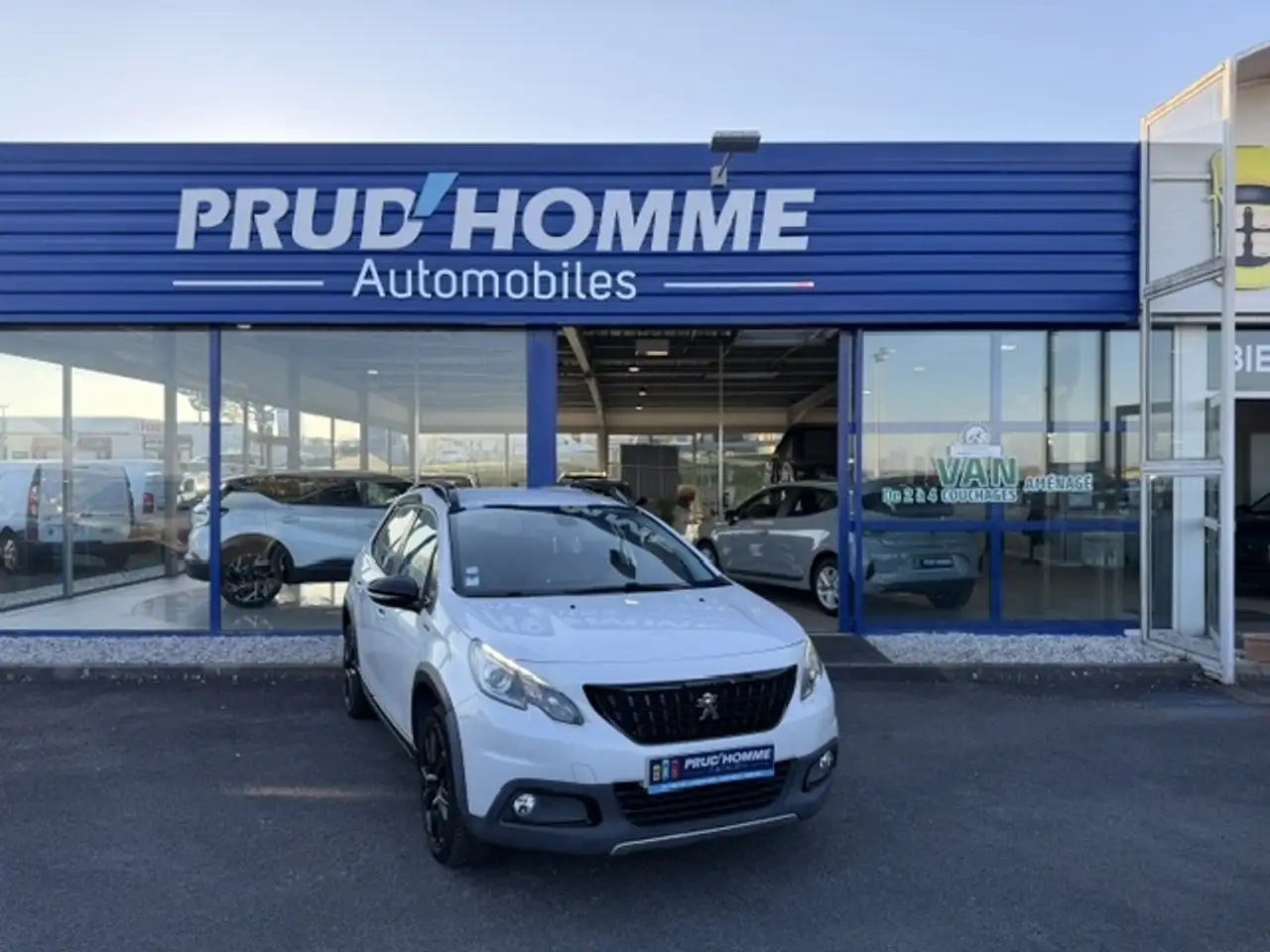 Peugeot 2008 1.2 PURETECH 110CH GT LINE DISTRIBUTION 