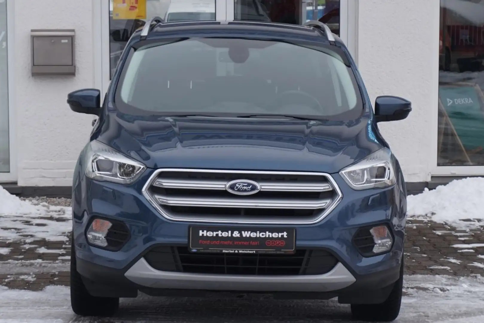 Ford Kuga 1.5 EcoBoost 2x4 Cool & Connect Blau - 2