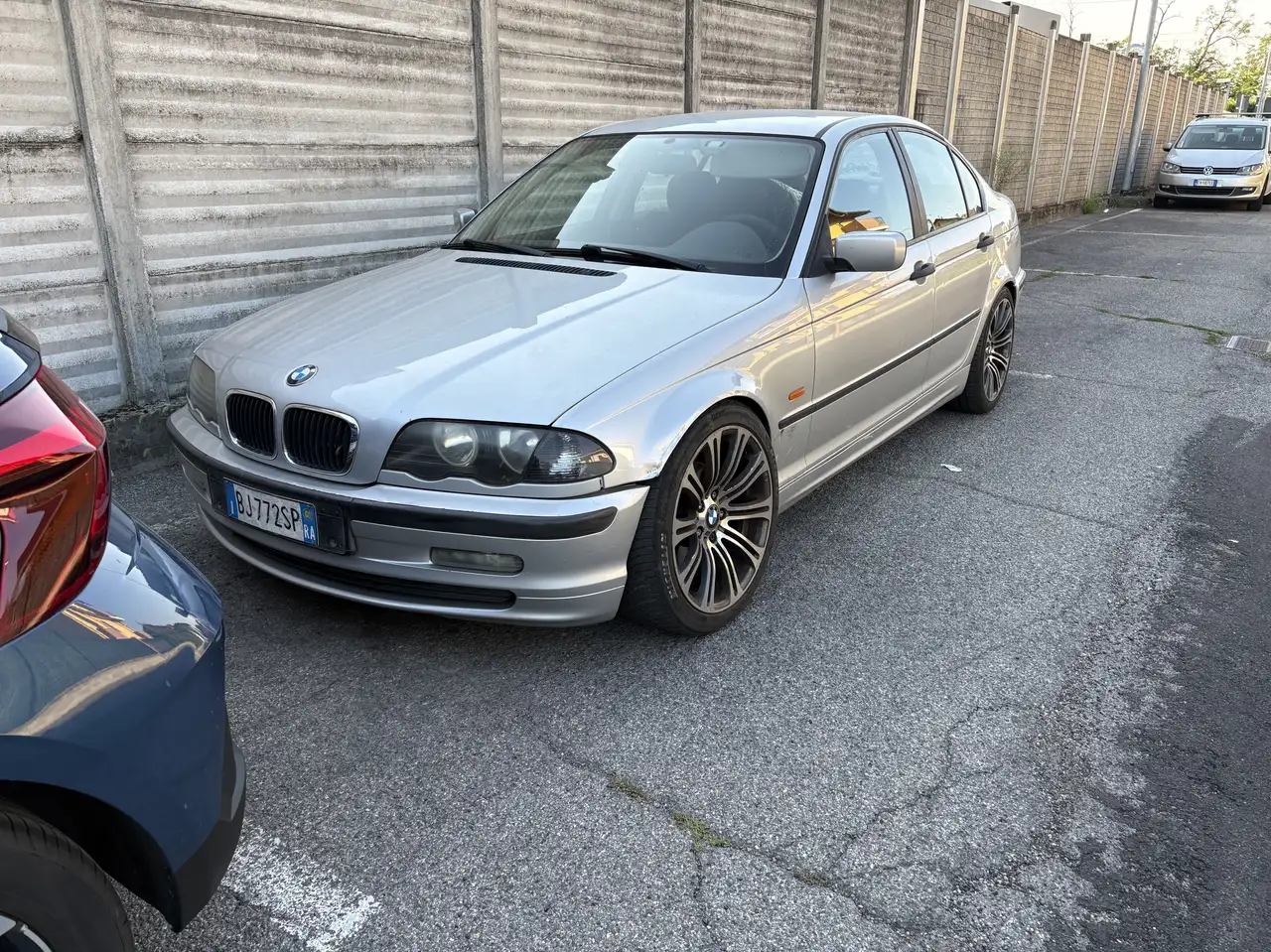 BMW 318i, foto 4