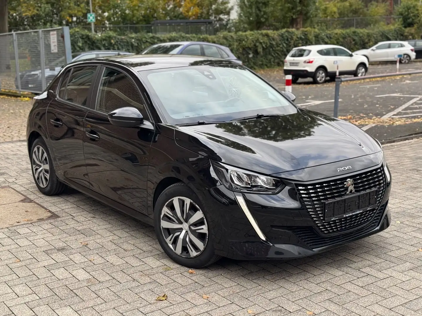 Peugeot 208 Active/ LED/PDC/SITZHEIZUNG/KLIMAAUTOMATIK/ - 2