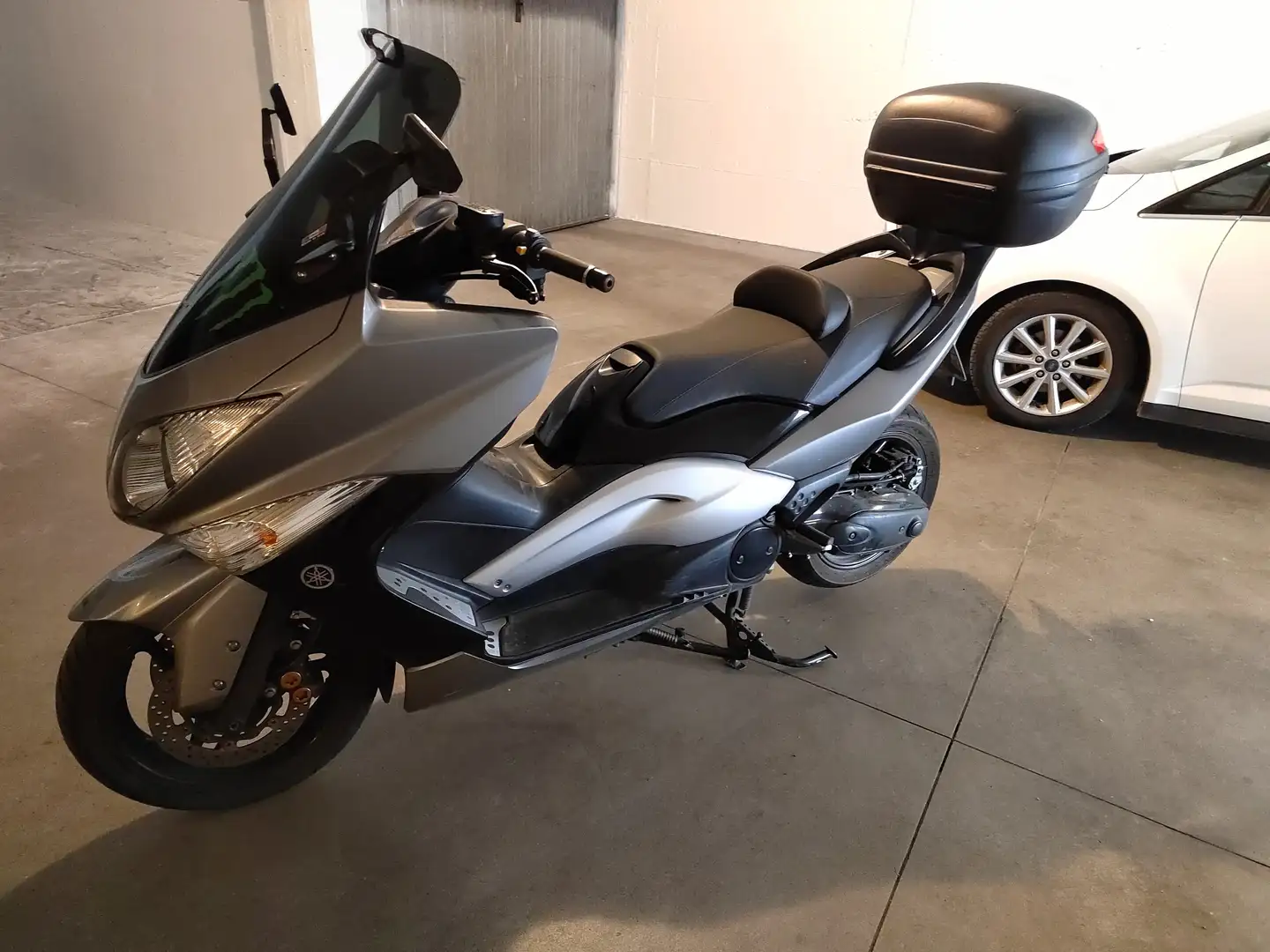 Yamaha TMAX 500 Černá - 1