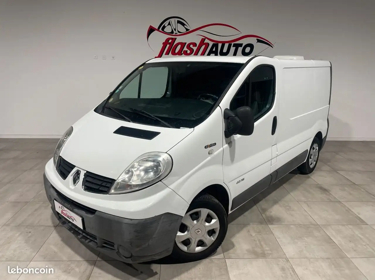 Renault Trafic II PHASE 2 L1H1 2.0 DCi 115cv-2009