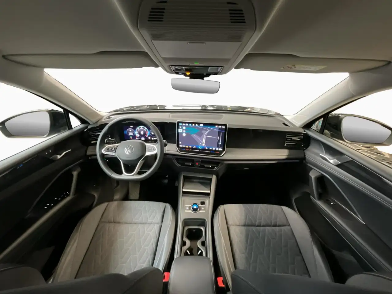 Volkswagen Tiguan Life+DSG+P.Design+P.Confort 2