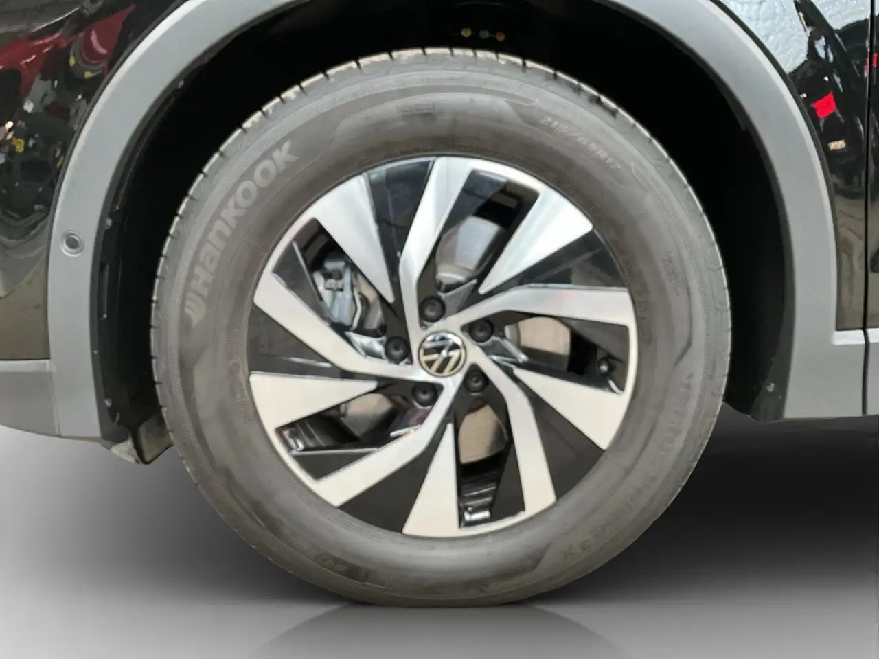 Volkswagen Tiguan Life+DSG+P.Design+P.Confort 8