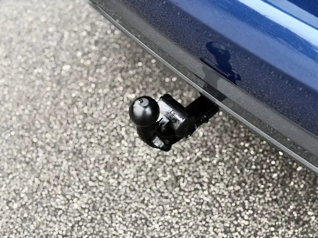BMW X3 view 11
