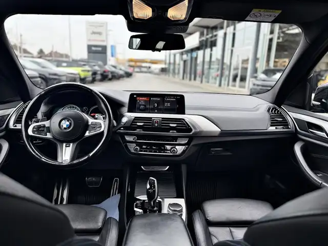BMW X3 view 10