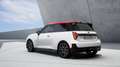 MINI John Cooper Works Hatchback SE JCW 54.2 kWh / Panoramadak / Stoelver White - thumbnail 2