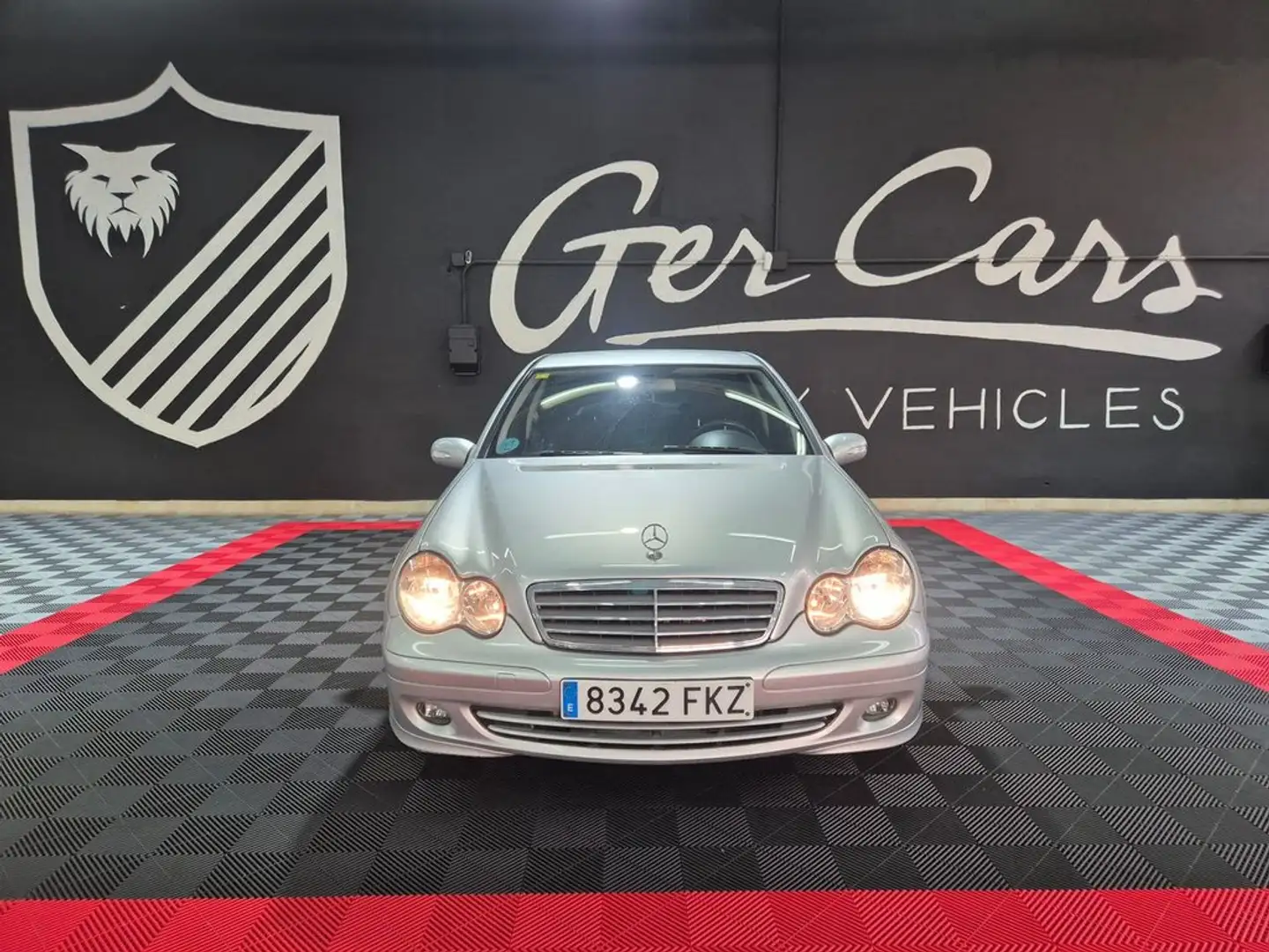 Mercedes-Benz C 230 V6 AUT ELEGANCE 205CV Plateado - 2