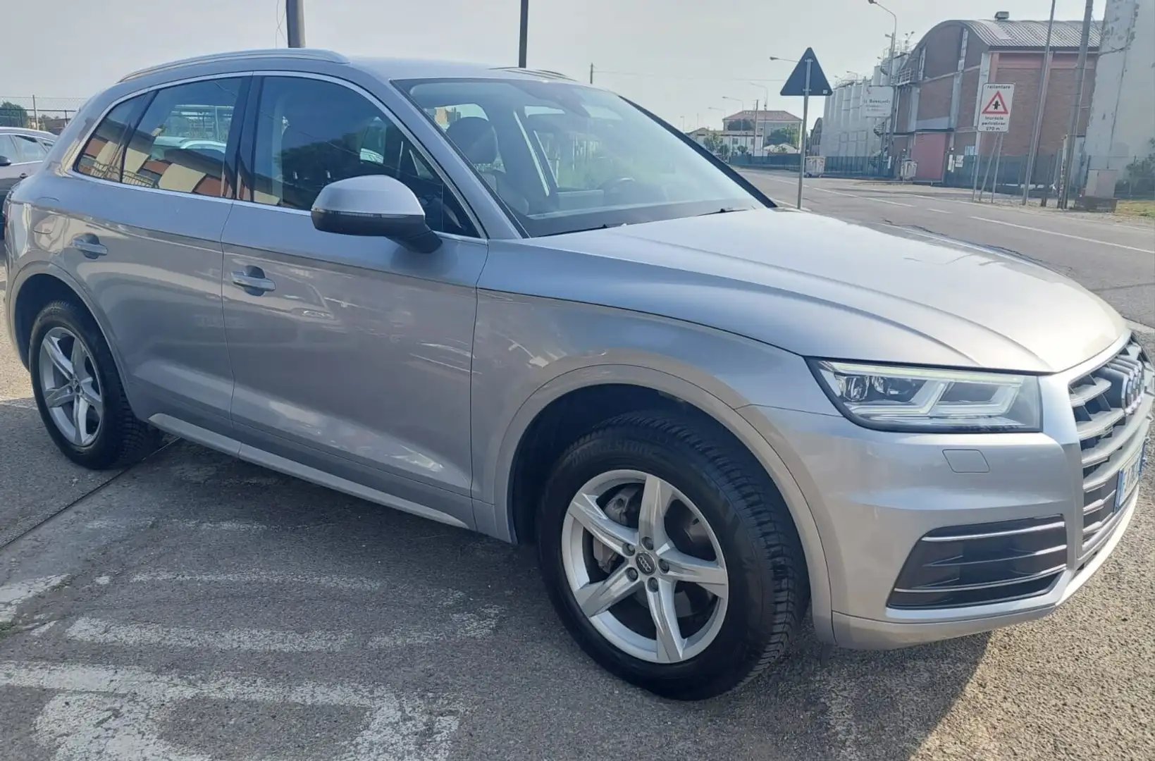 Audi Q5 2.0 TDI 190 CV quattro S tronic Business Gris - 1