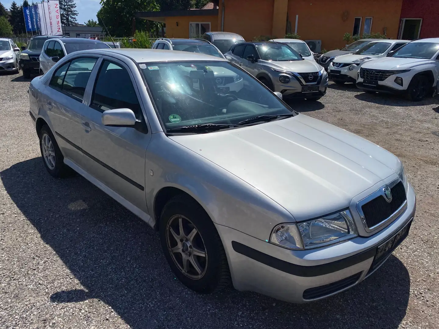 Skoda Octavia 1,6 MPI Classic Silver - 2
