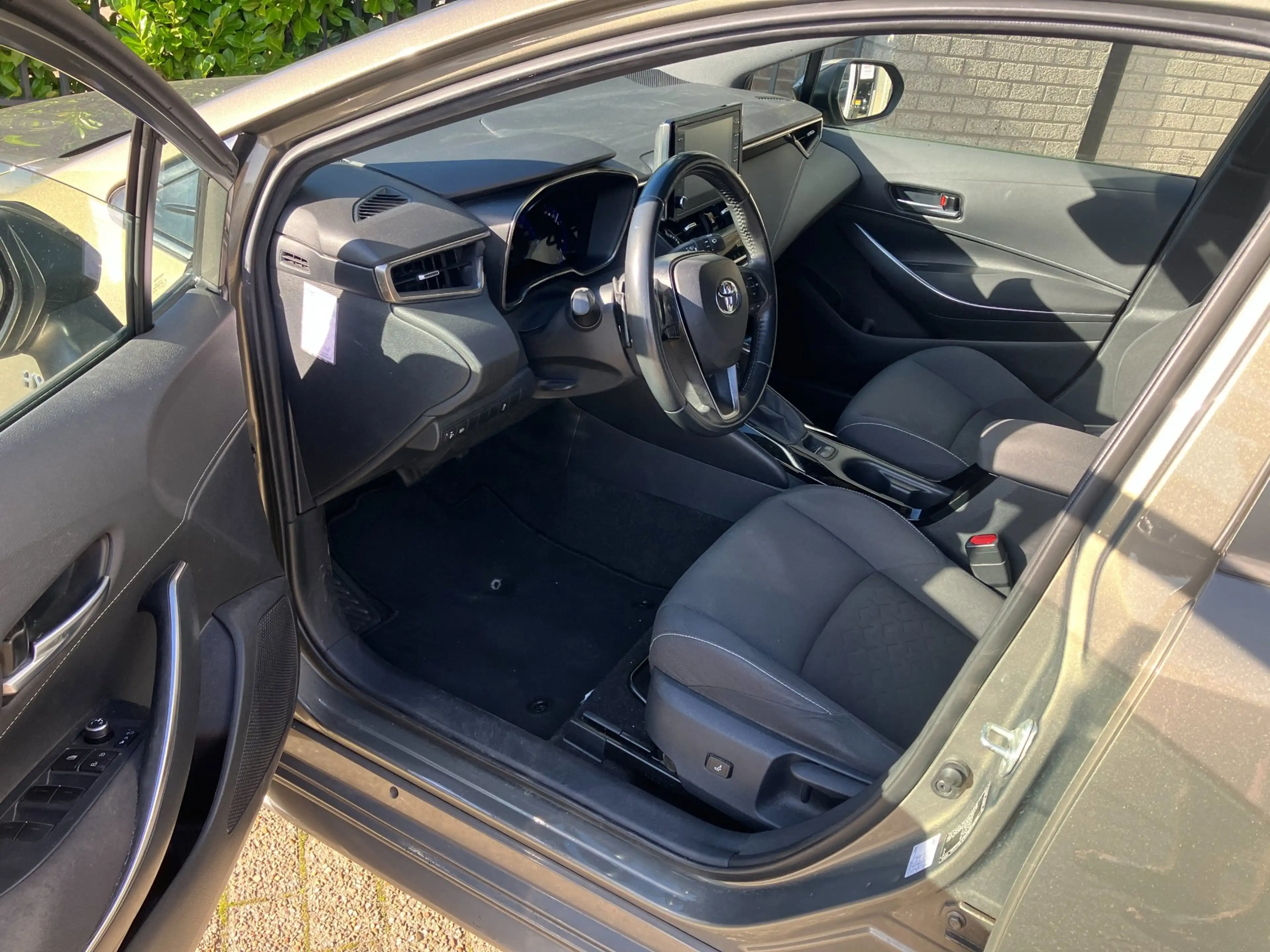 Toyota Corolla Touring Sports 2.0 Hybrid Business Plus / BTW INCL — photo 5