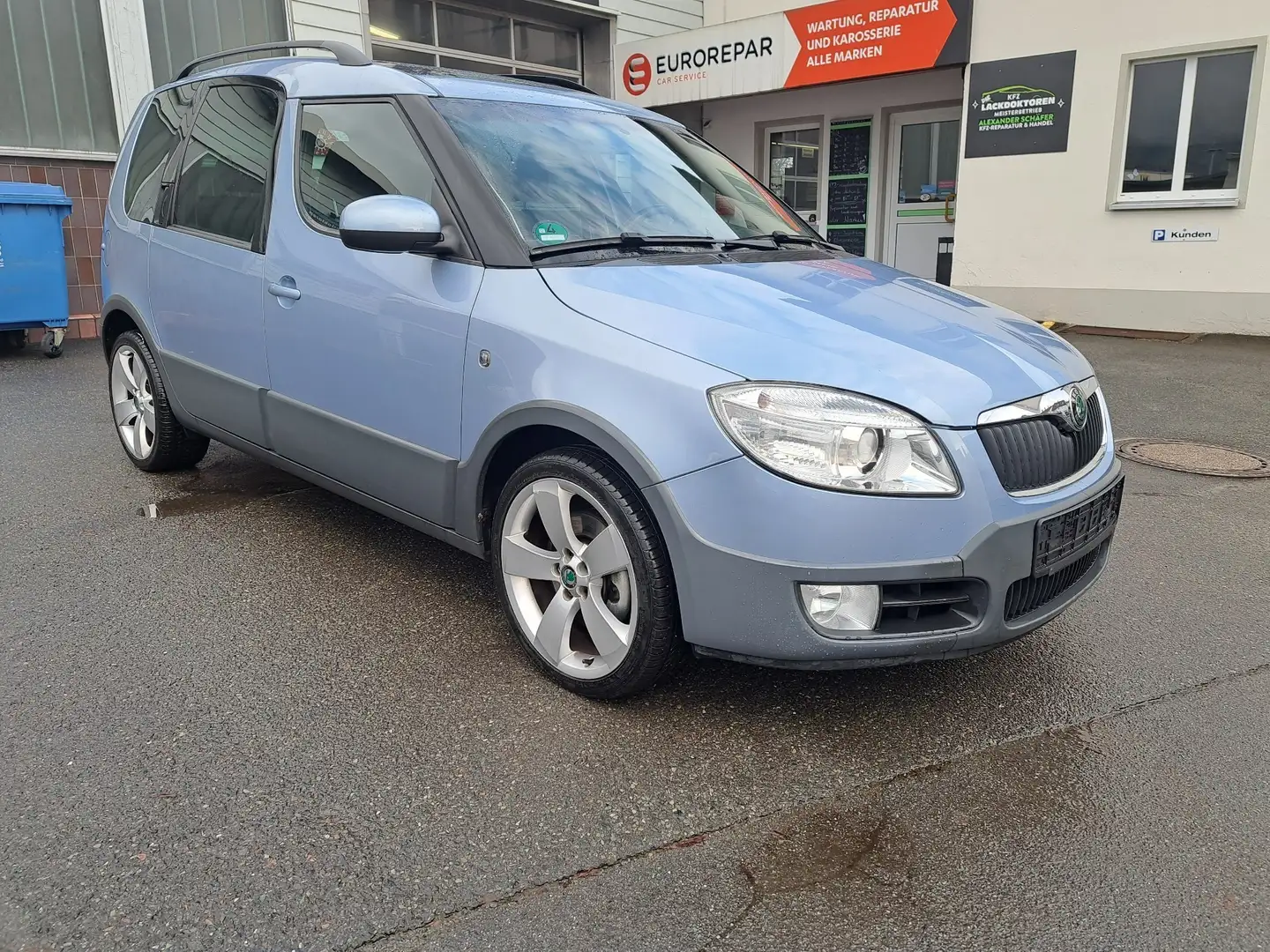 Skoda Roomster 1.6 16V Tiptronic Scout PLUS EDITION Blau - 2