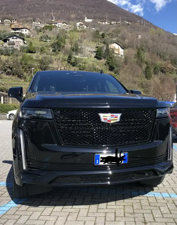 Cadillac Escalade 2022 из Европы — купить под ключ