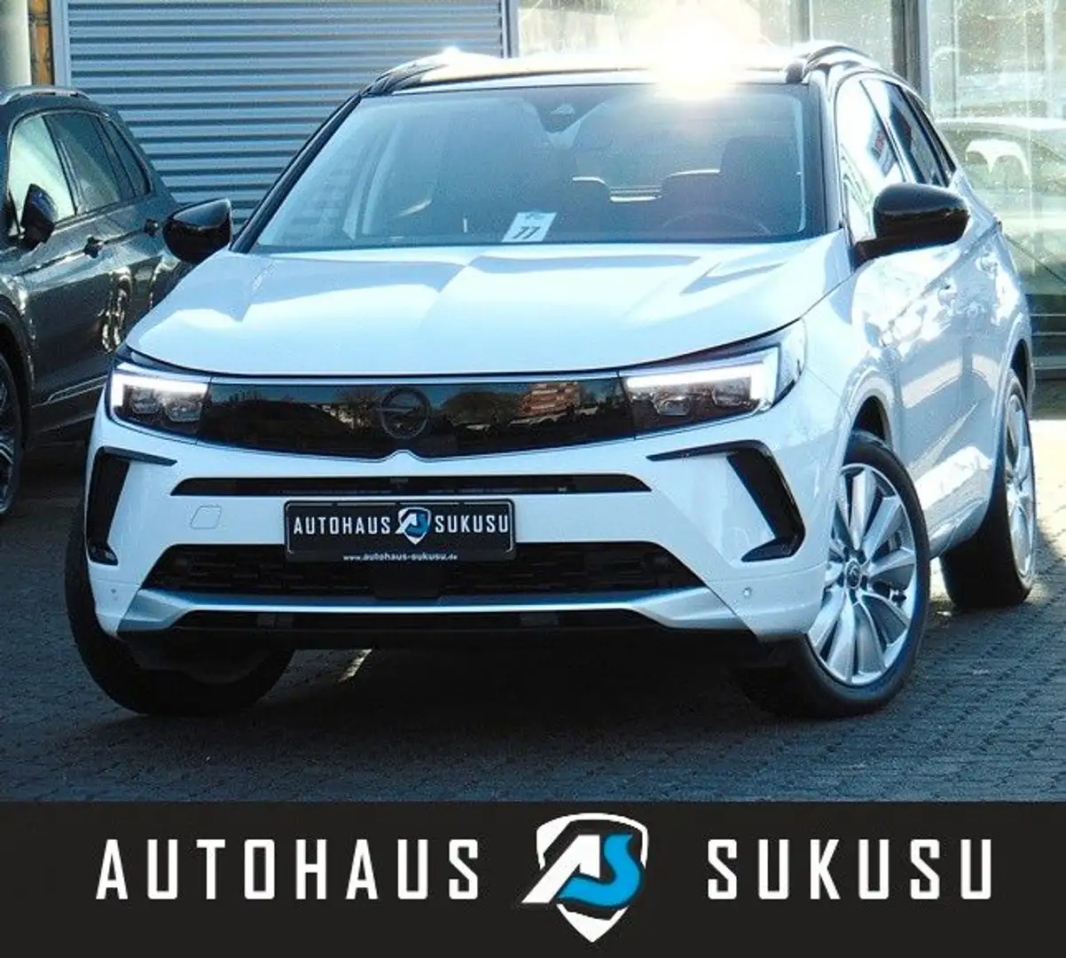 Opel Grandland X Grandland 1.6T Ultimate AT8 Plug-in-Hybrid Weiß - 1