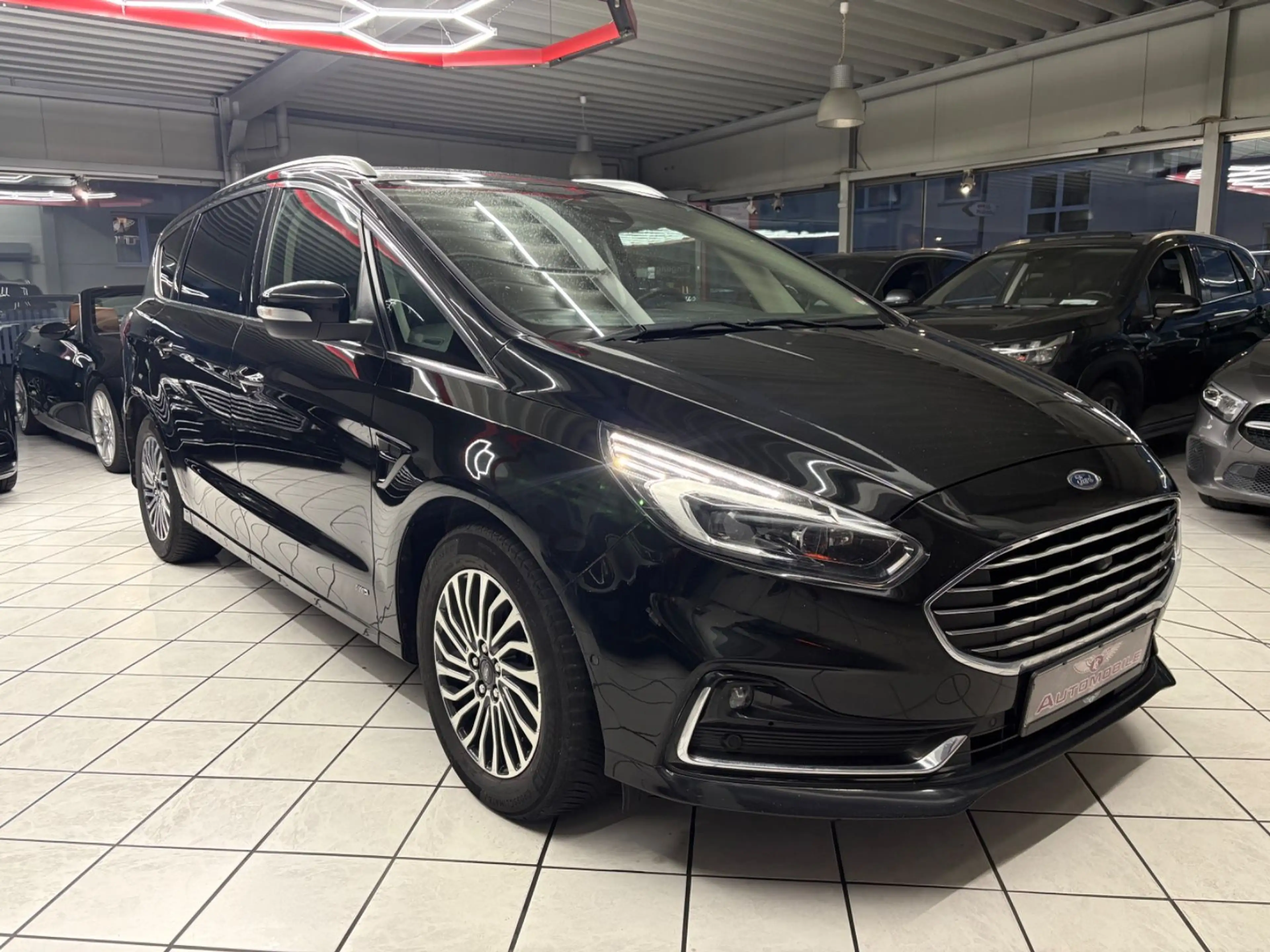 Ford S-Max S-MAX Titanium 2.0 AWD LED AHK KAMERA 7 SITZER — photo 3
