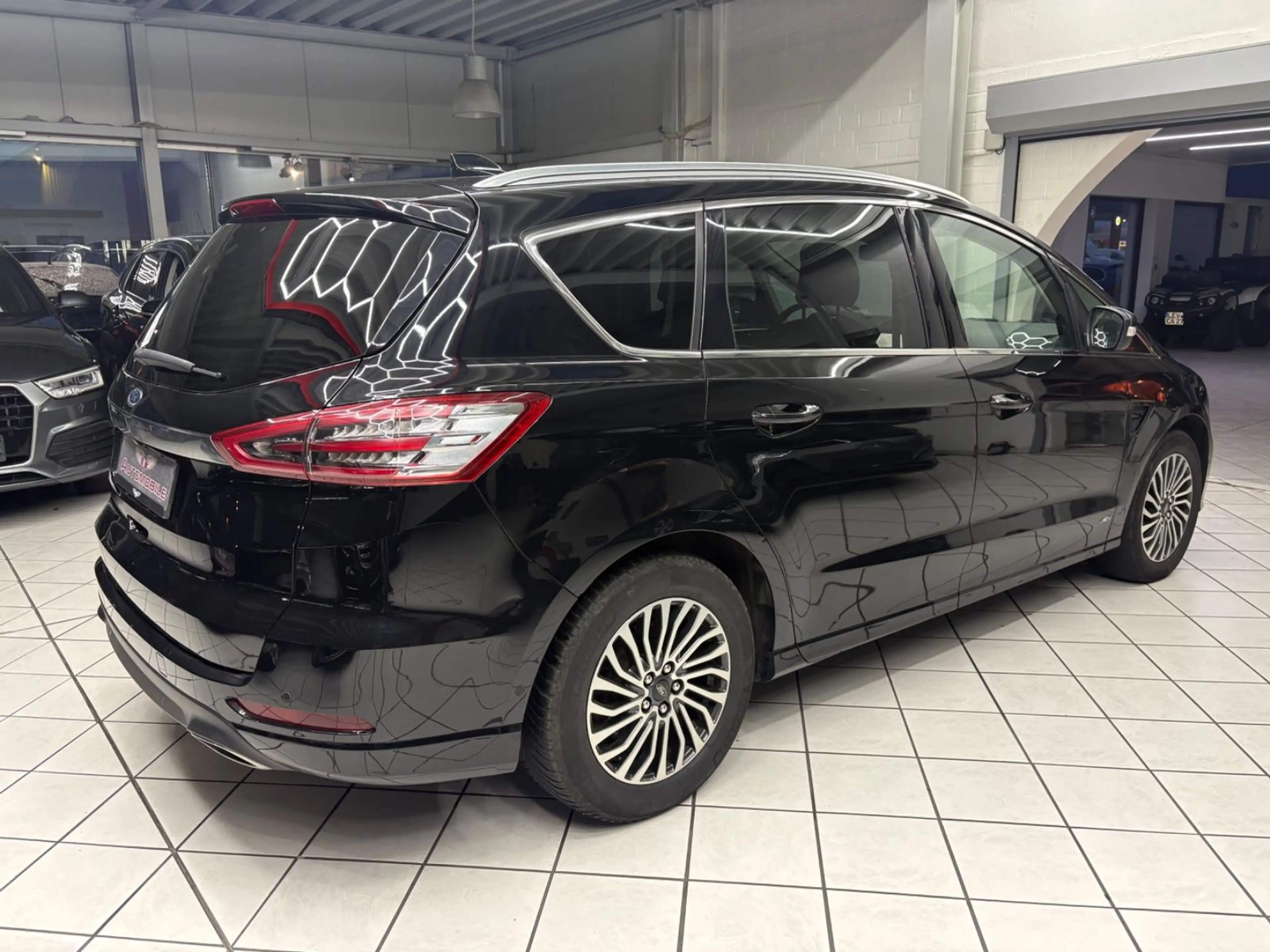 Ford S-Max S-MAX Titanium 2.0 AWD LED AHK KAMERA 7 SITZER — photo 7