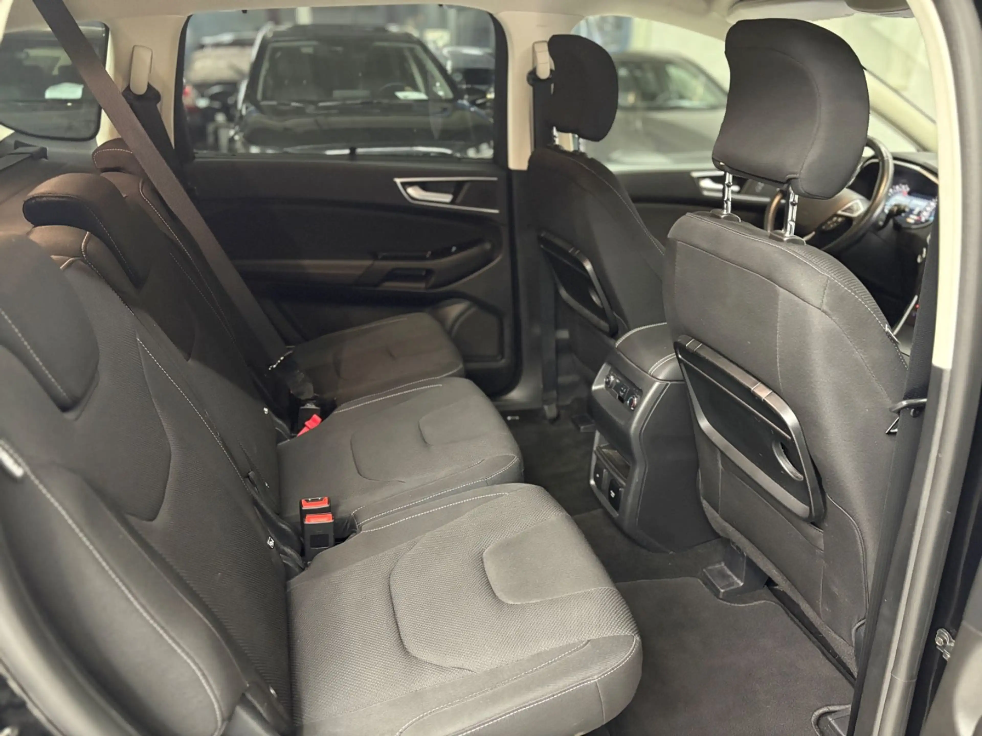Ford S-Max S-MAX Titanium 2.0 AWD LED AHK KAMERA 7 SITZER — photo 12