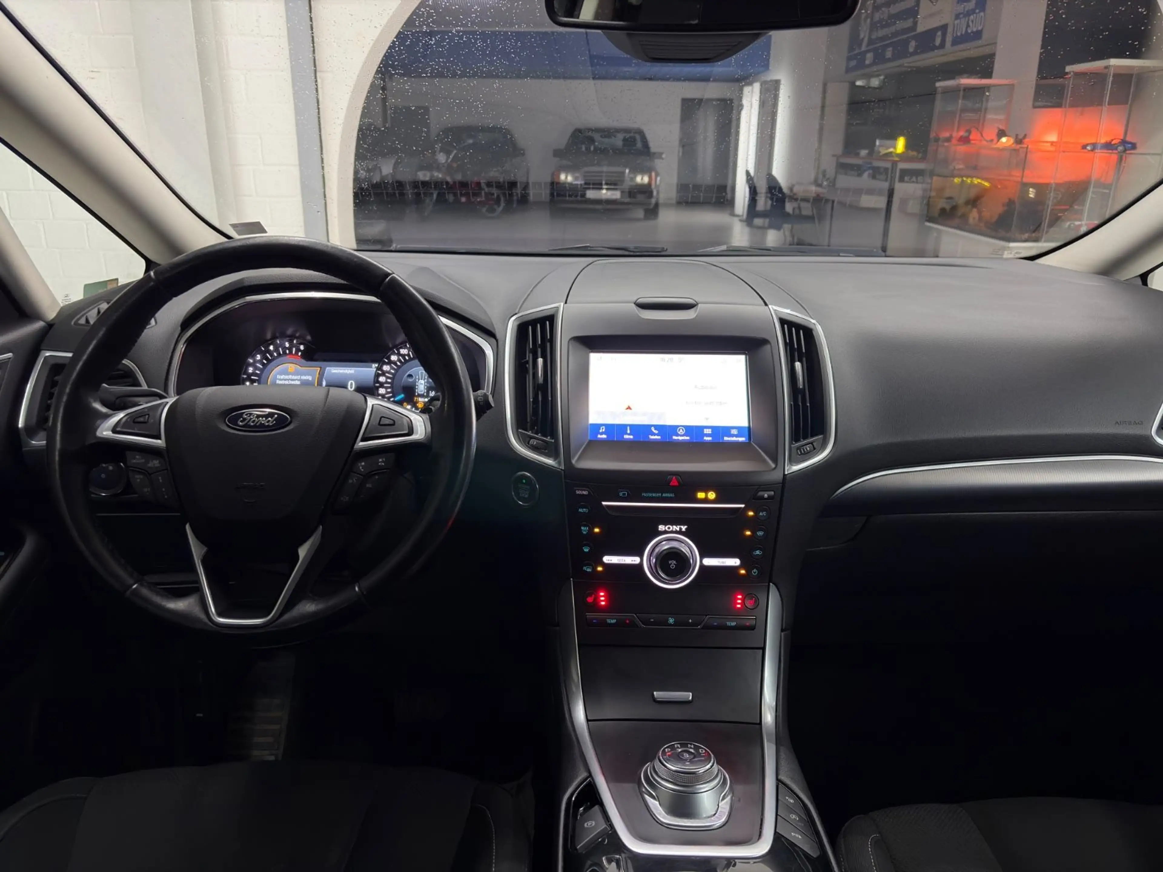 Ford S-Max S-MAX Titanium 2.0 AWD LED AHK KAMERA 7 SITZER — photo 9