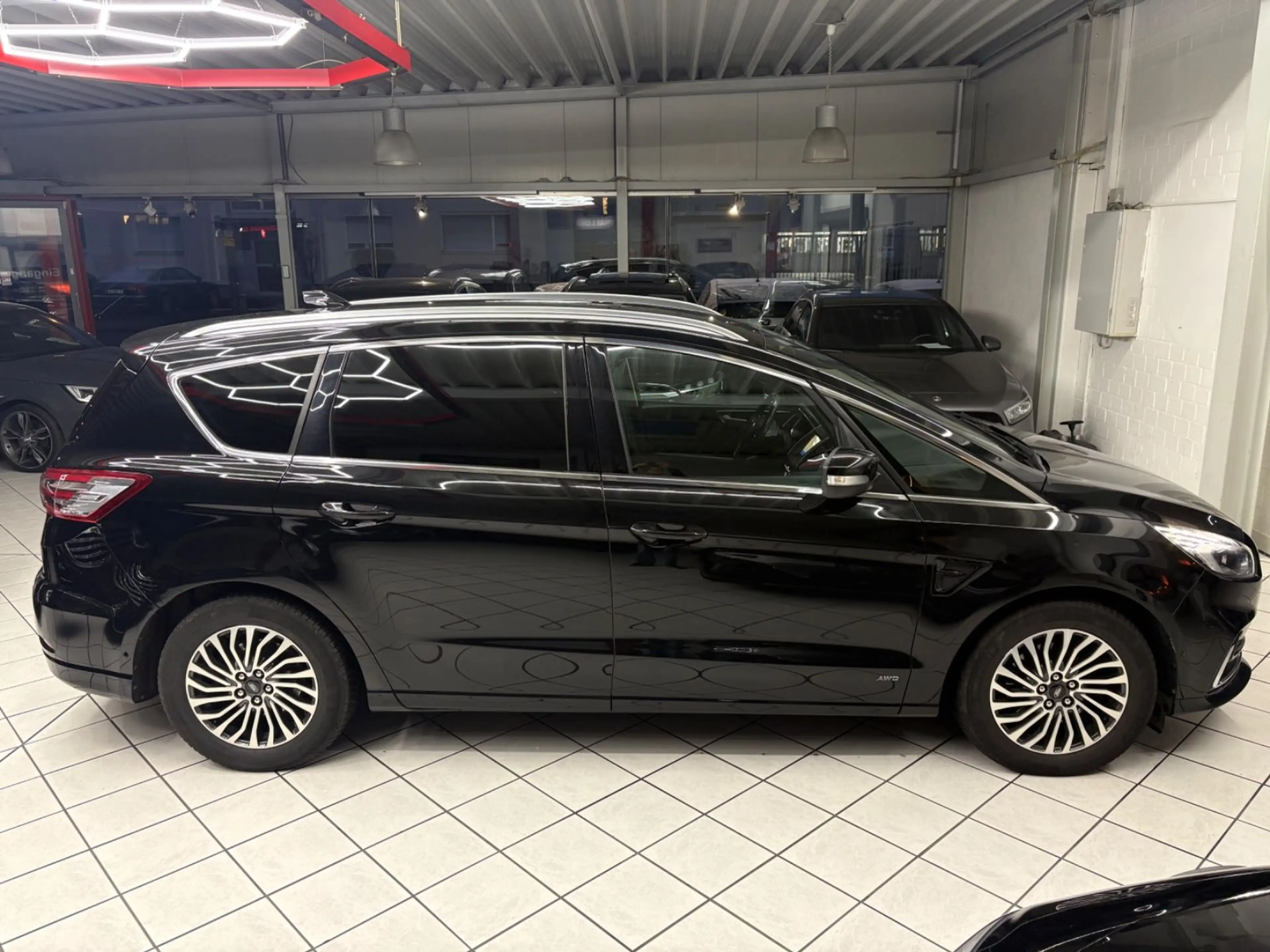 Ford S-Max S-MAX Titanium 2.0 AWD LED AHK KAMERA 7 SITZER — photo 8