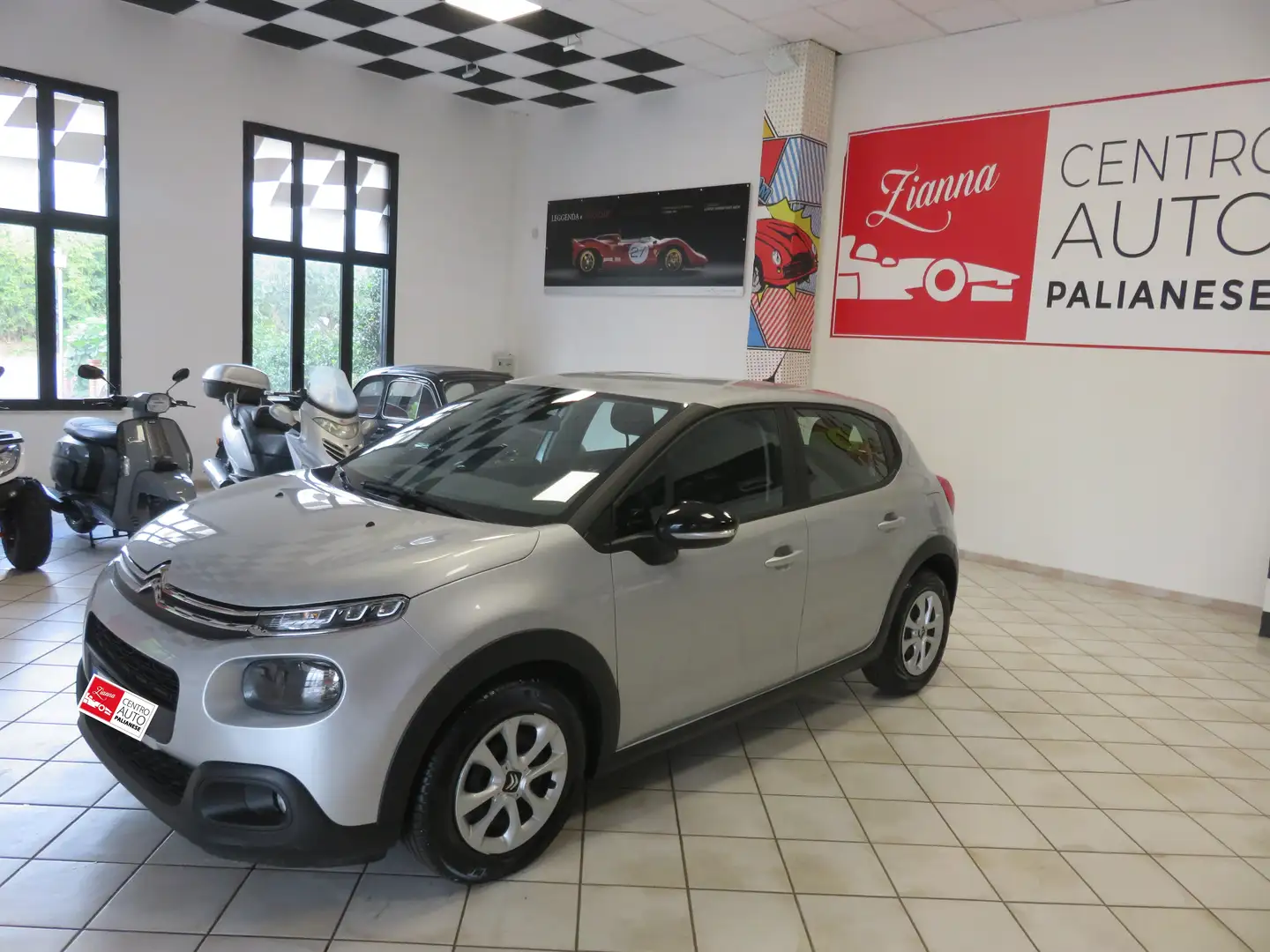 Citroen C3 C3 III 2017 1.6 bluehdi Feel s* Grigio - 2