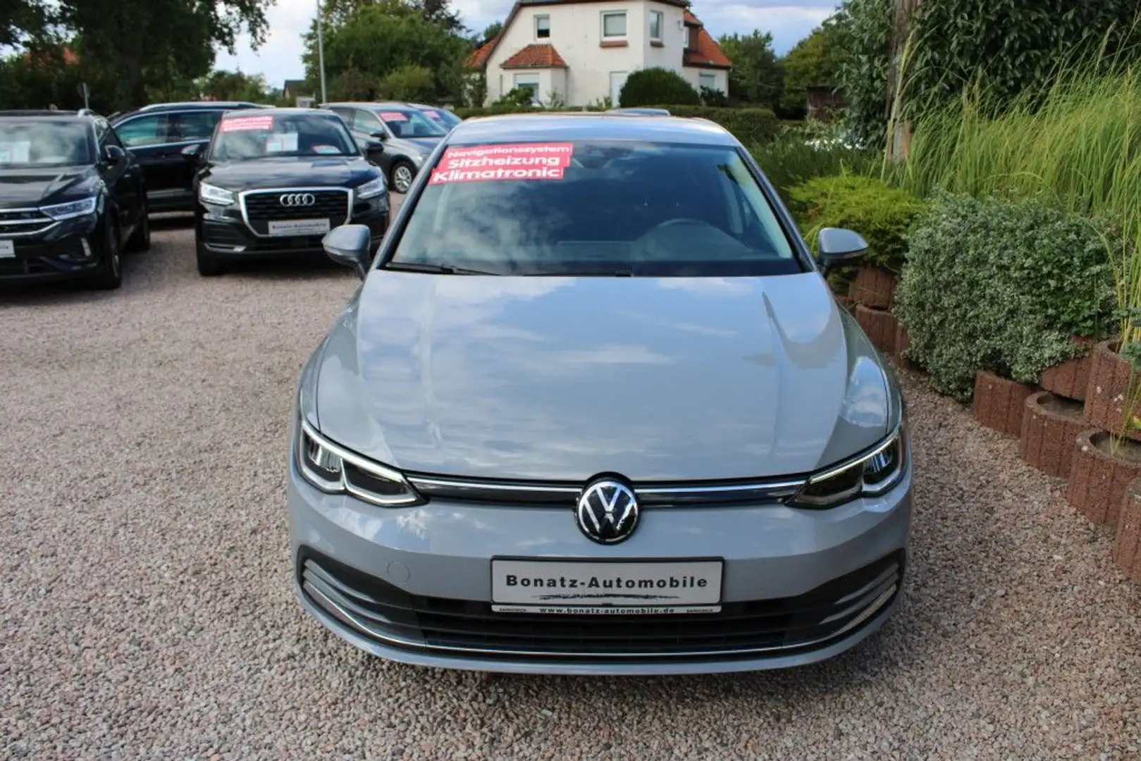 Volkswagen Golf 1.5 TSI Active *Navi,Klimatr,Sitzhzg,APP,ACC,LED* Grau - 2