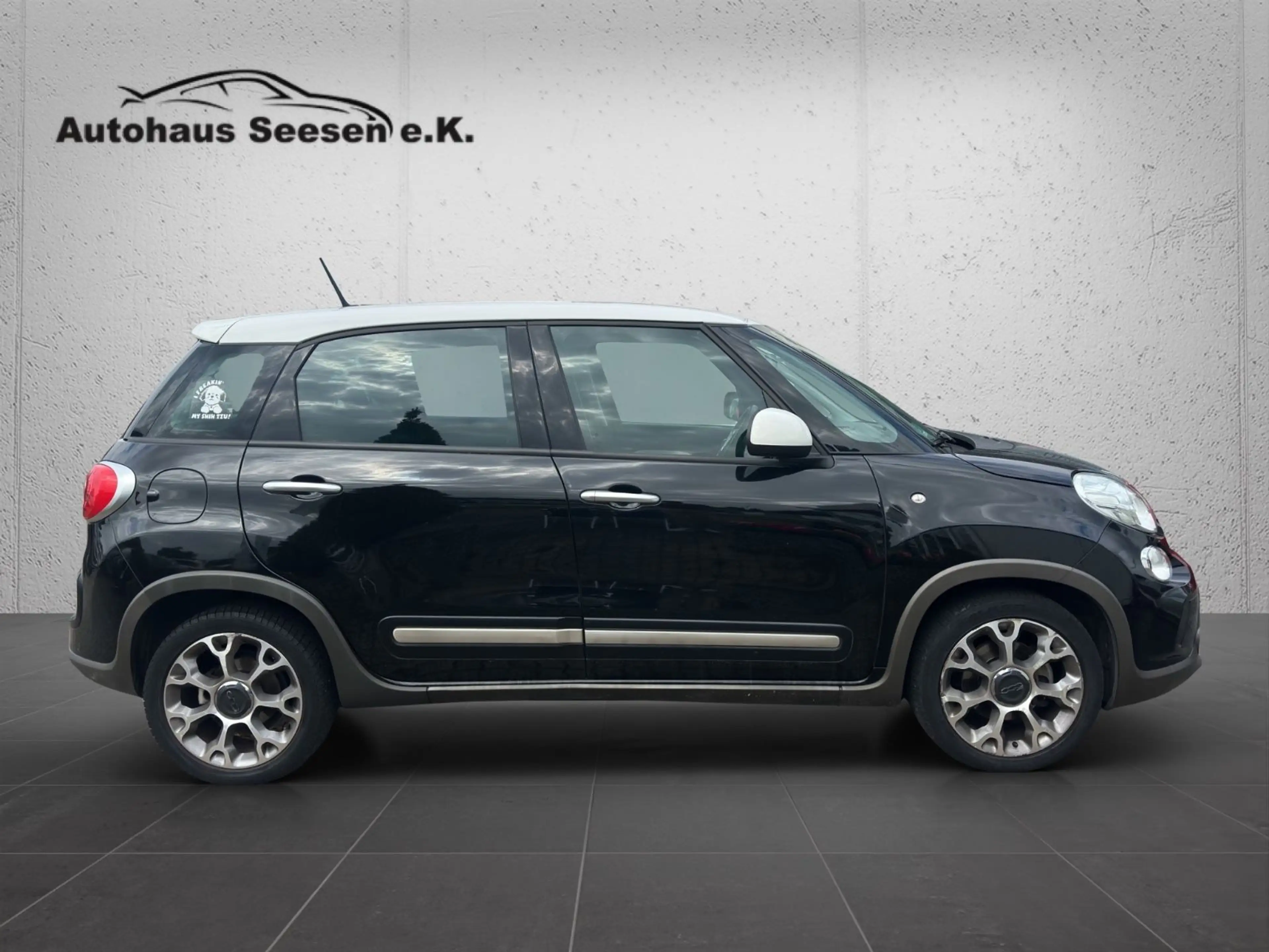 Fiat 500L 500L Trekking Rock N Road Edition*Navi*PDC* — photo 8