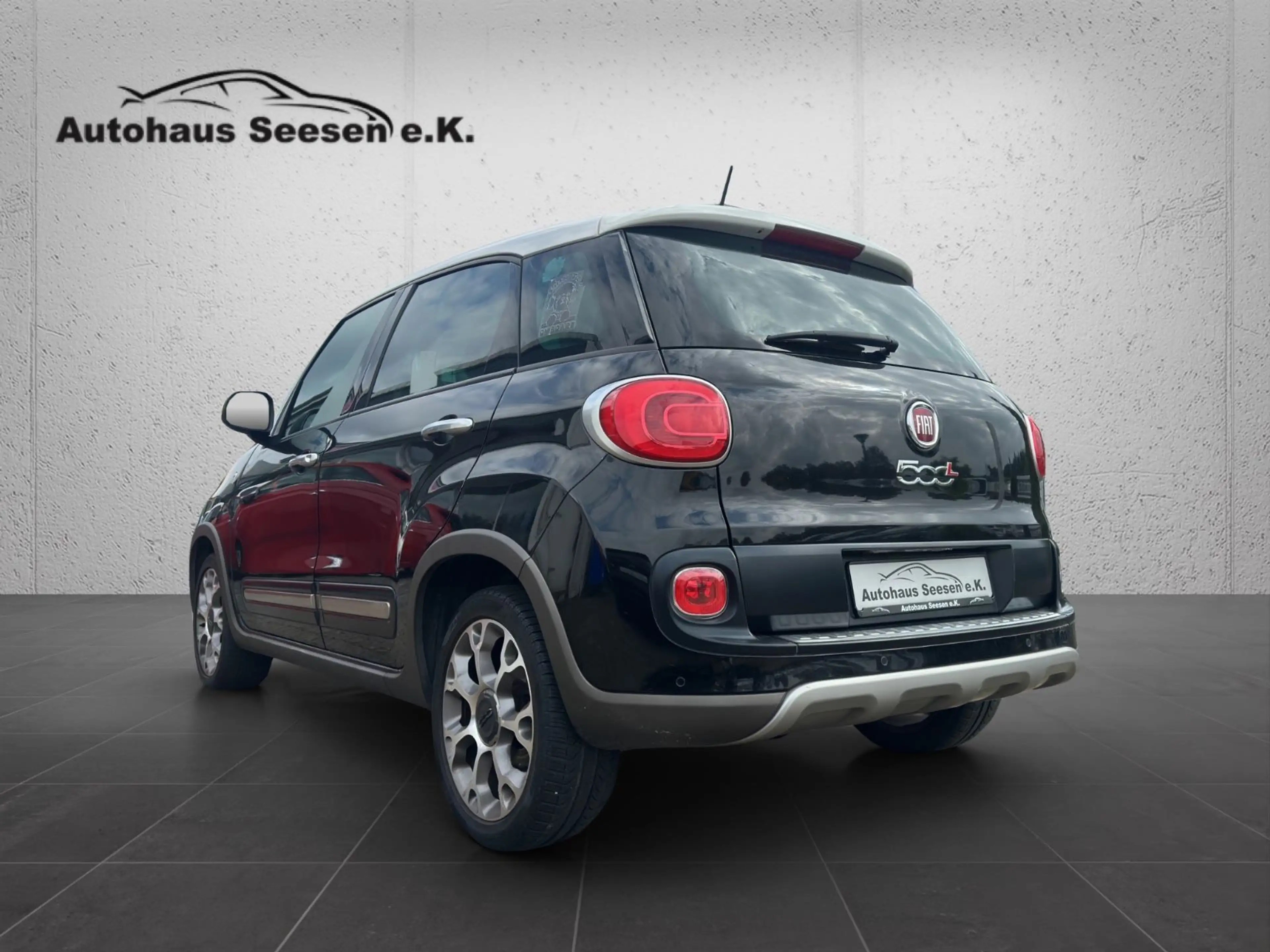 Fiat 500L 500L Trekking Rock N Road Edition*Navi*PDC* — photo 12