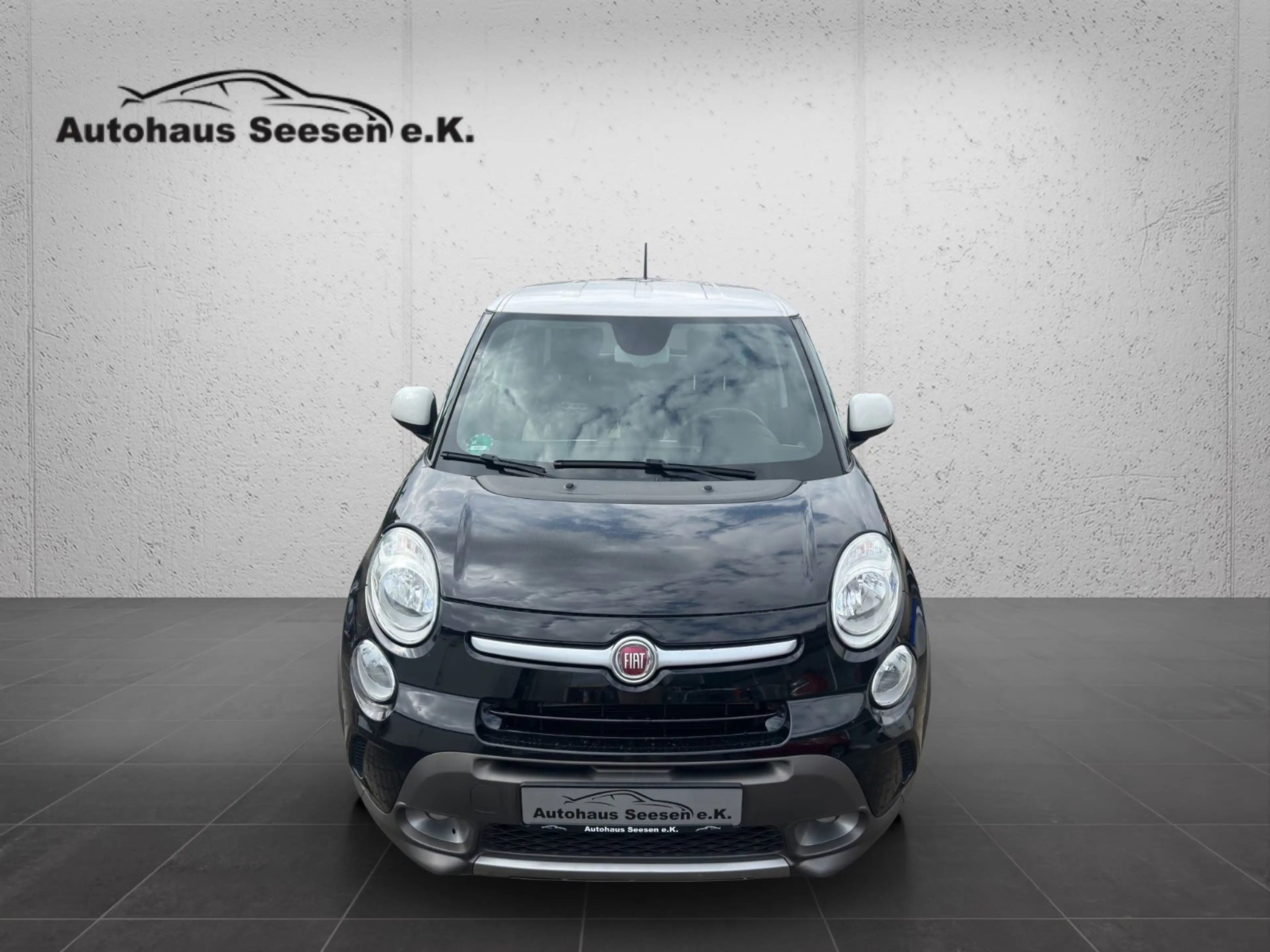 Fiat 500L 500L Trekking Rock N Road Edition*Navi*PDC* — photo 11