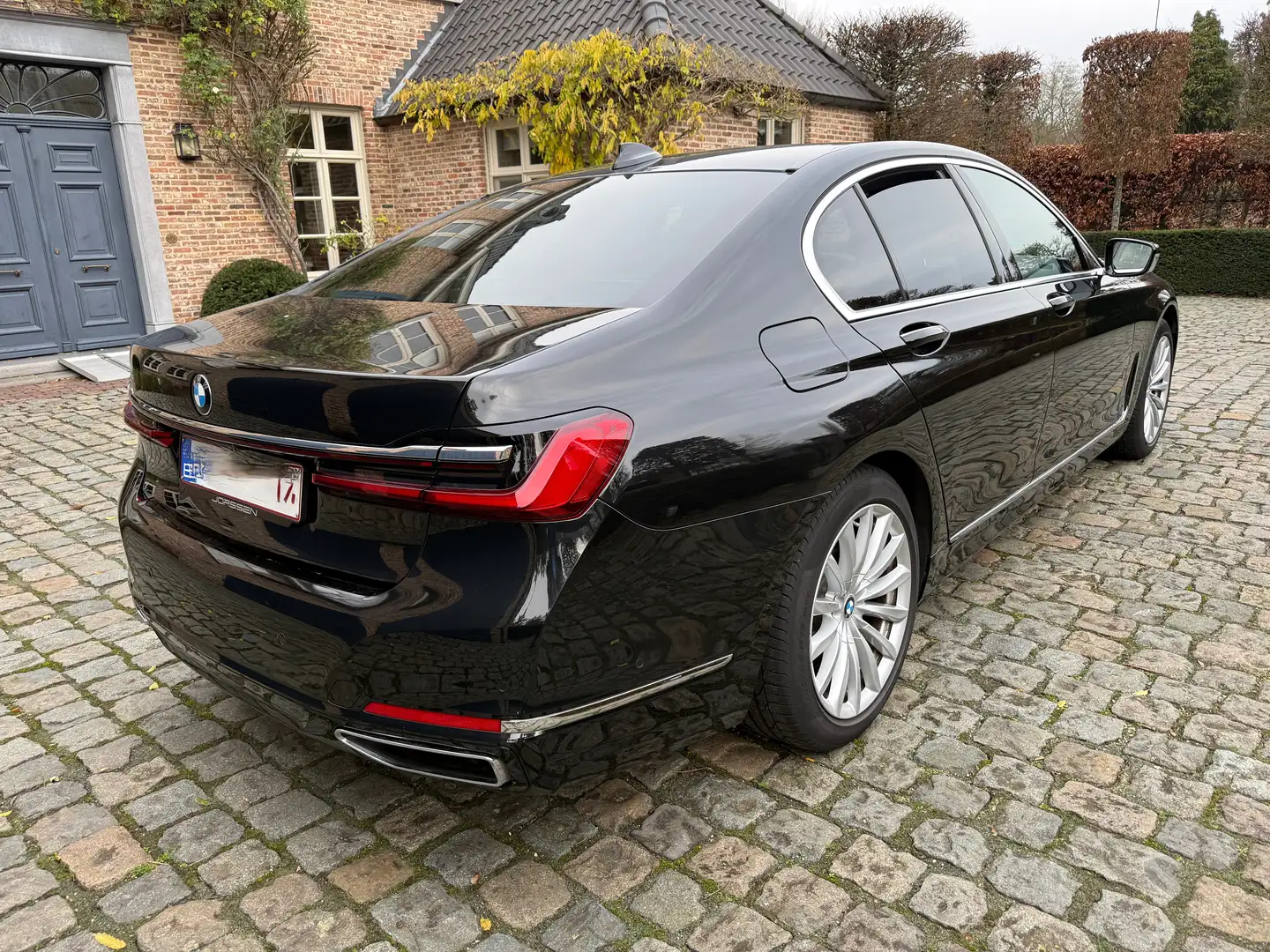 BMW 750 i xDrive Aut. - Slechts 27.730 km - 1°Eigenaar Zwart - 2