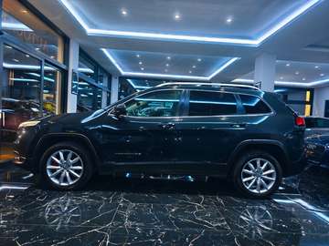 Limited 4WD LEDER NAVI RFK SHZ SKL