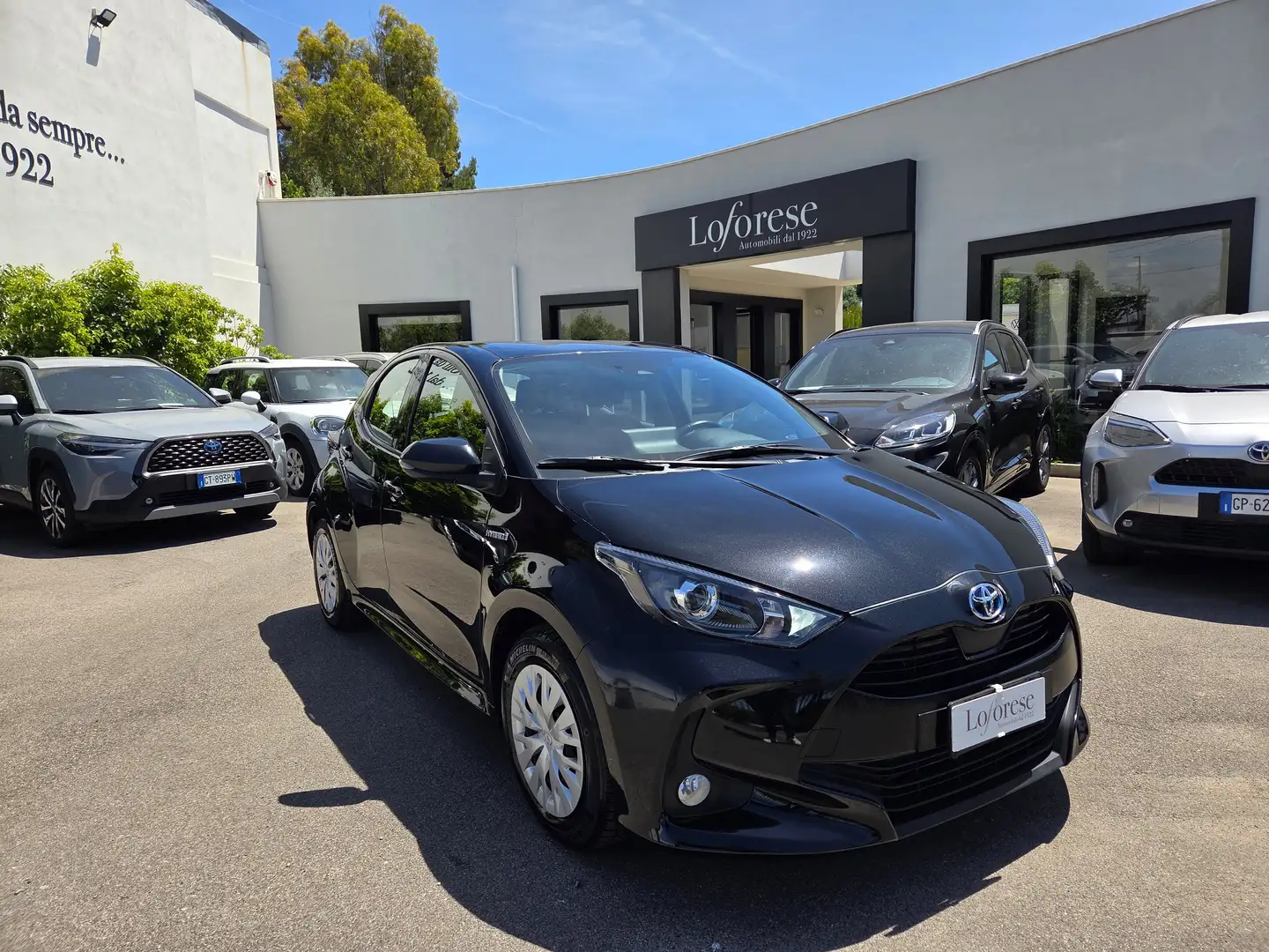 Toyota Yaris 1.5h Business Nero - 2