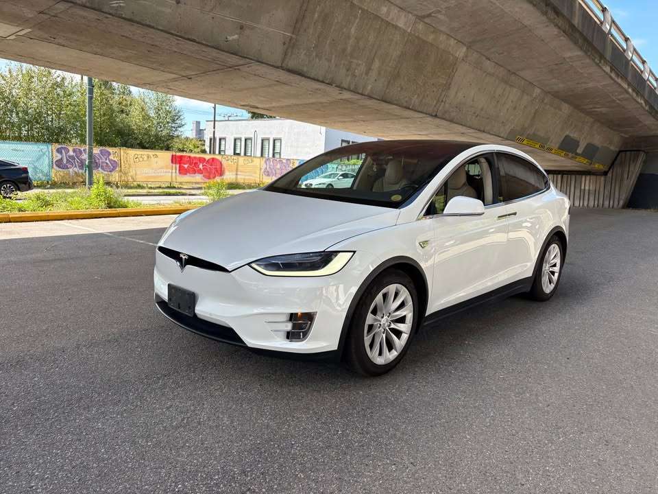 2016 Tesla Model X MODEL X | 60D