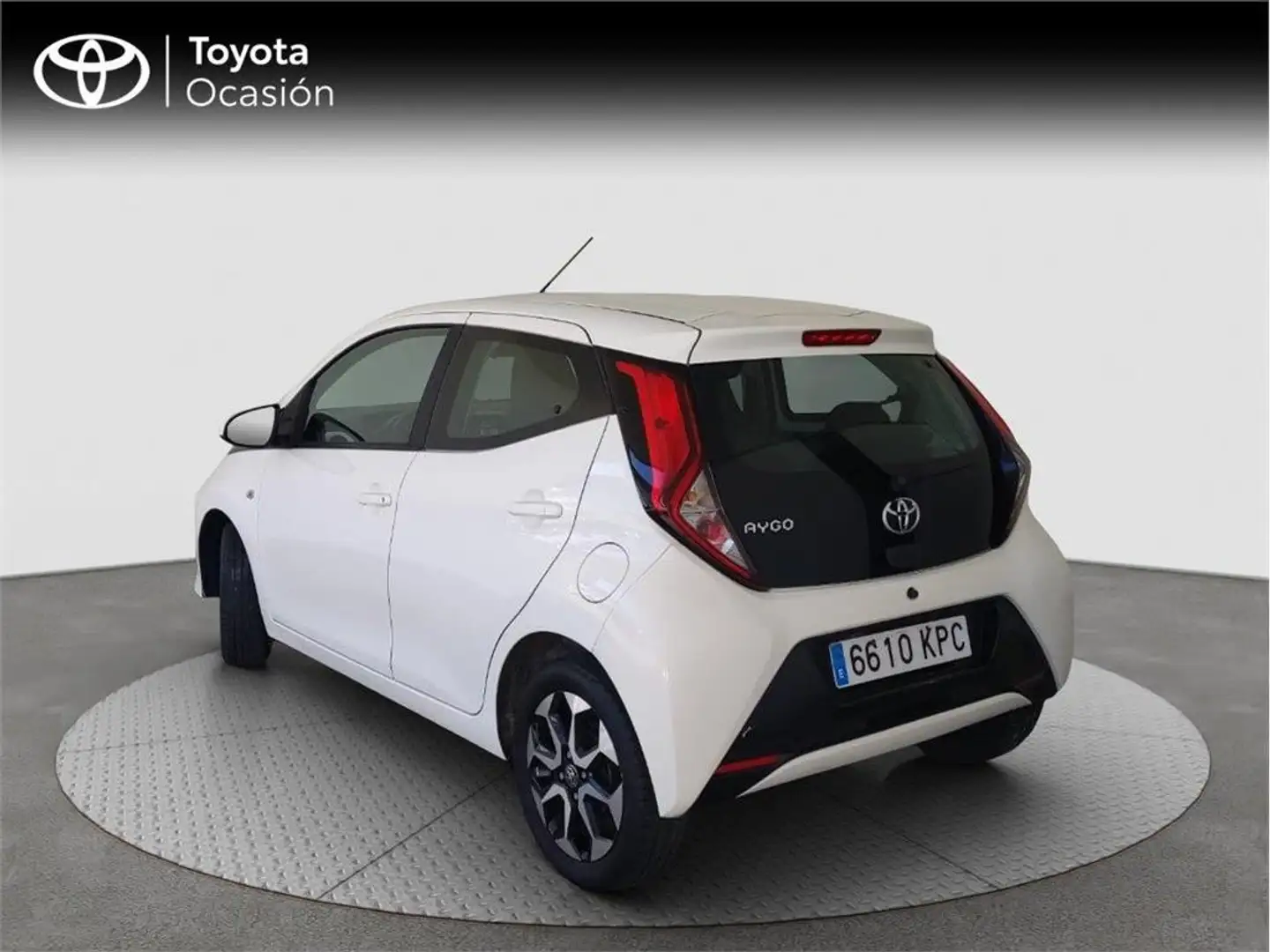 Toyota Aygo 5P x-play 70 Manual - 2
