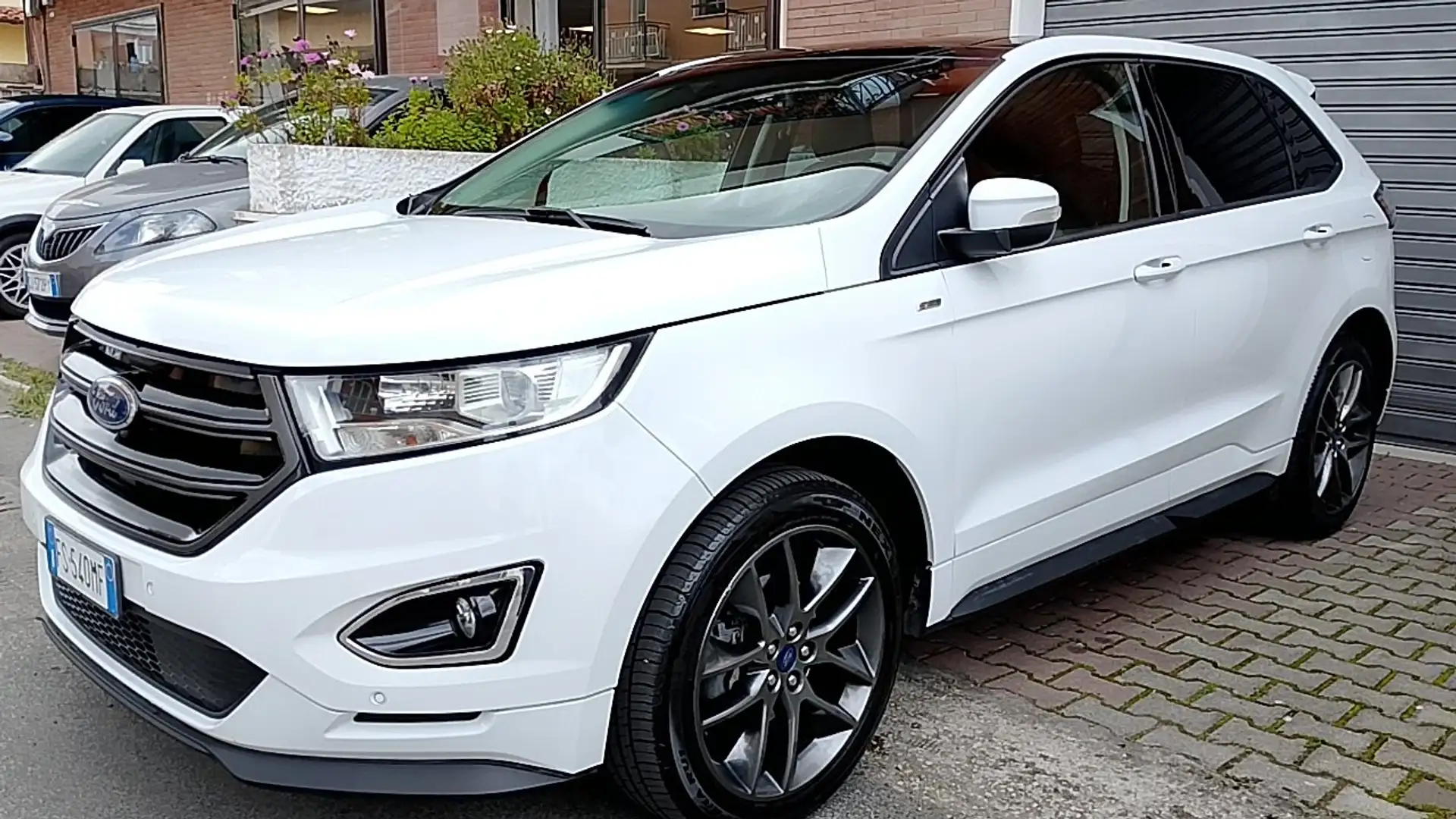 Ford Edge Edge 2.0 tdci Vignale 210cv PowerShift Autom Bianco - 2