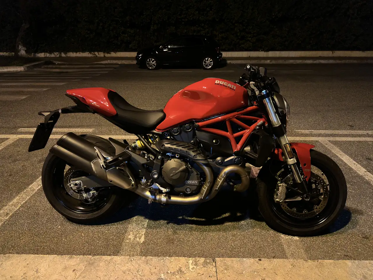 Ducati Monster 821