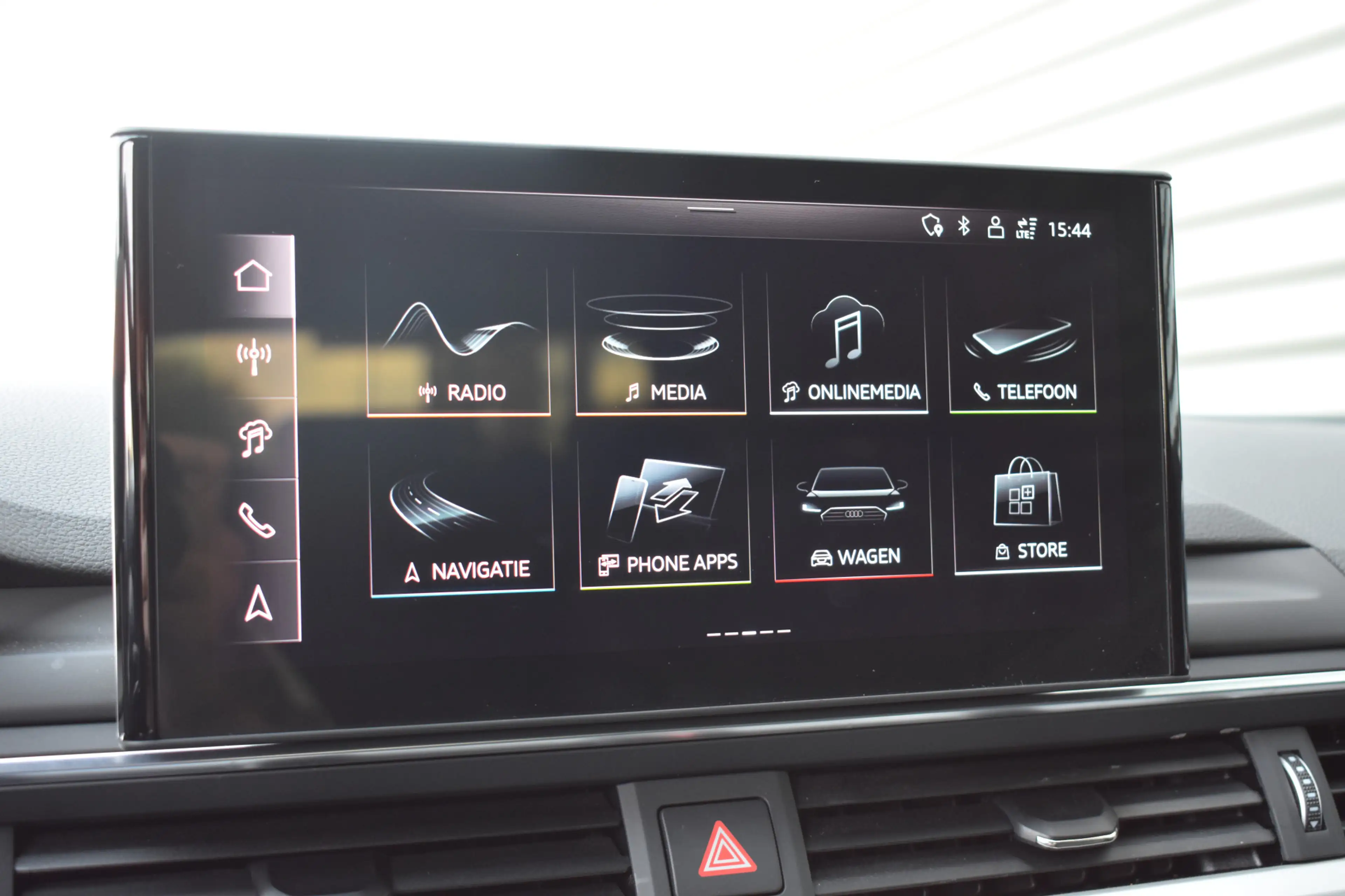 Audi A4 allroad 2.0 40 TDI quattro Matrix-LED | B&O | Pano | Elek. — photo 28