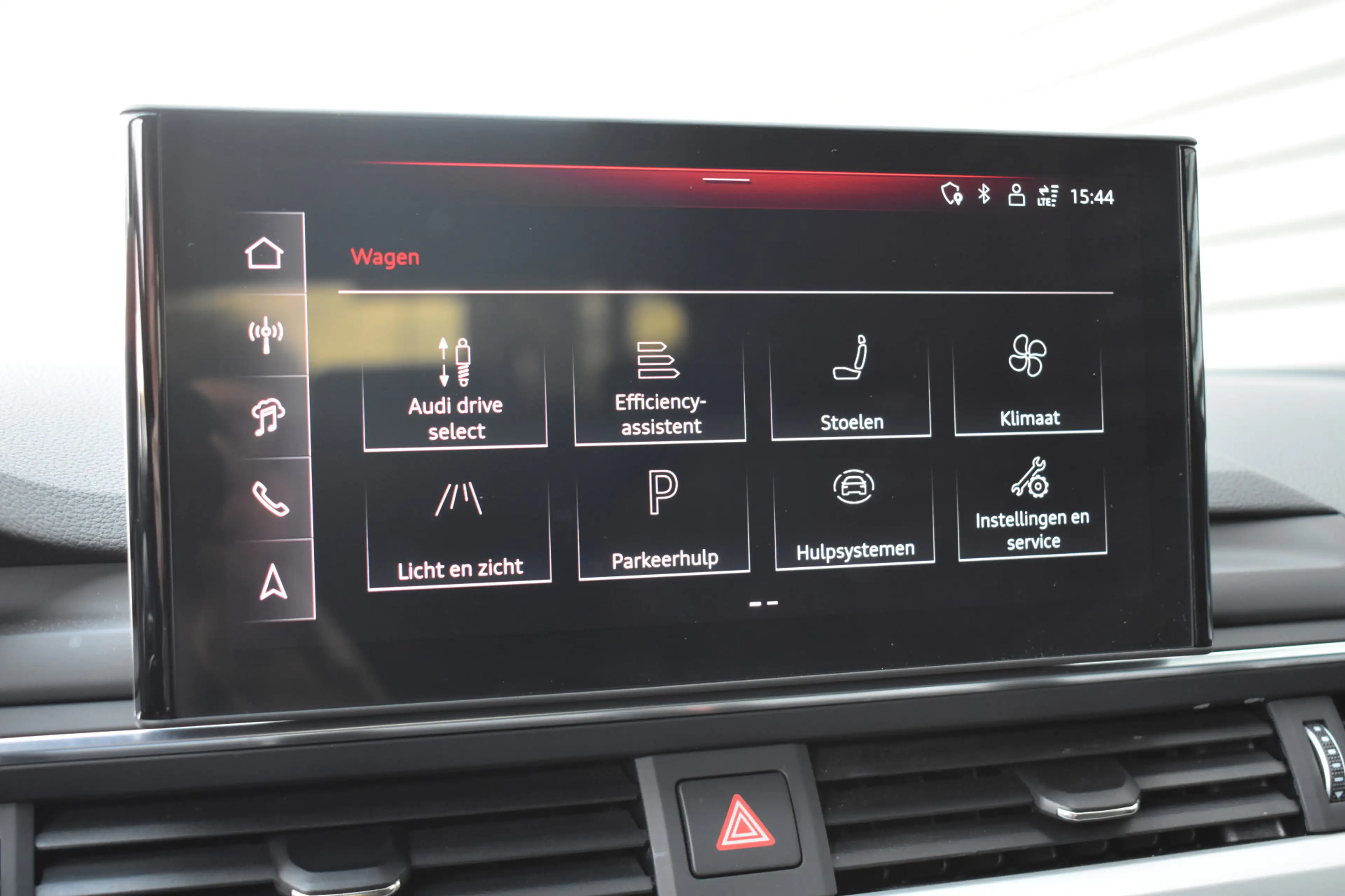 Audi A4 allroad 2.0 40 TDI quattro Matrix-LED | B&O | Pano | Elek. — photo 30