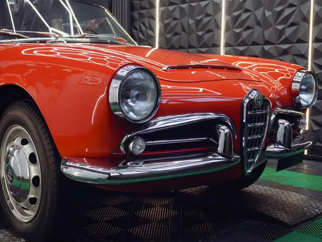 Alfa Romeo Giulia Spyder 1600 92 PS