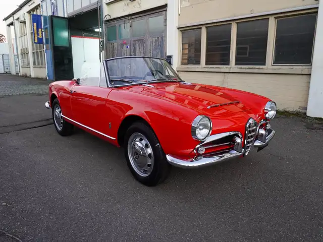 Alfa Romeo Giulia Spyder 1600 92 PS