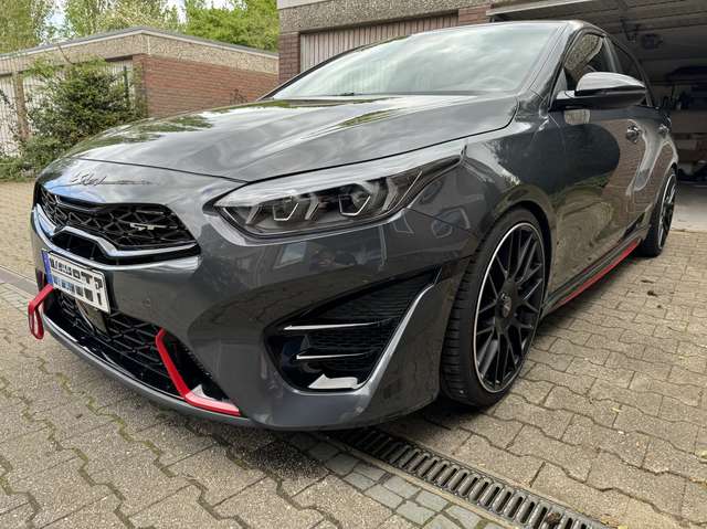 Imagine Kia Ceed / cee'd GT