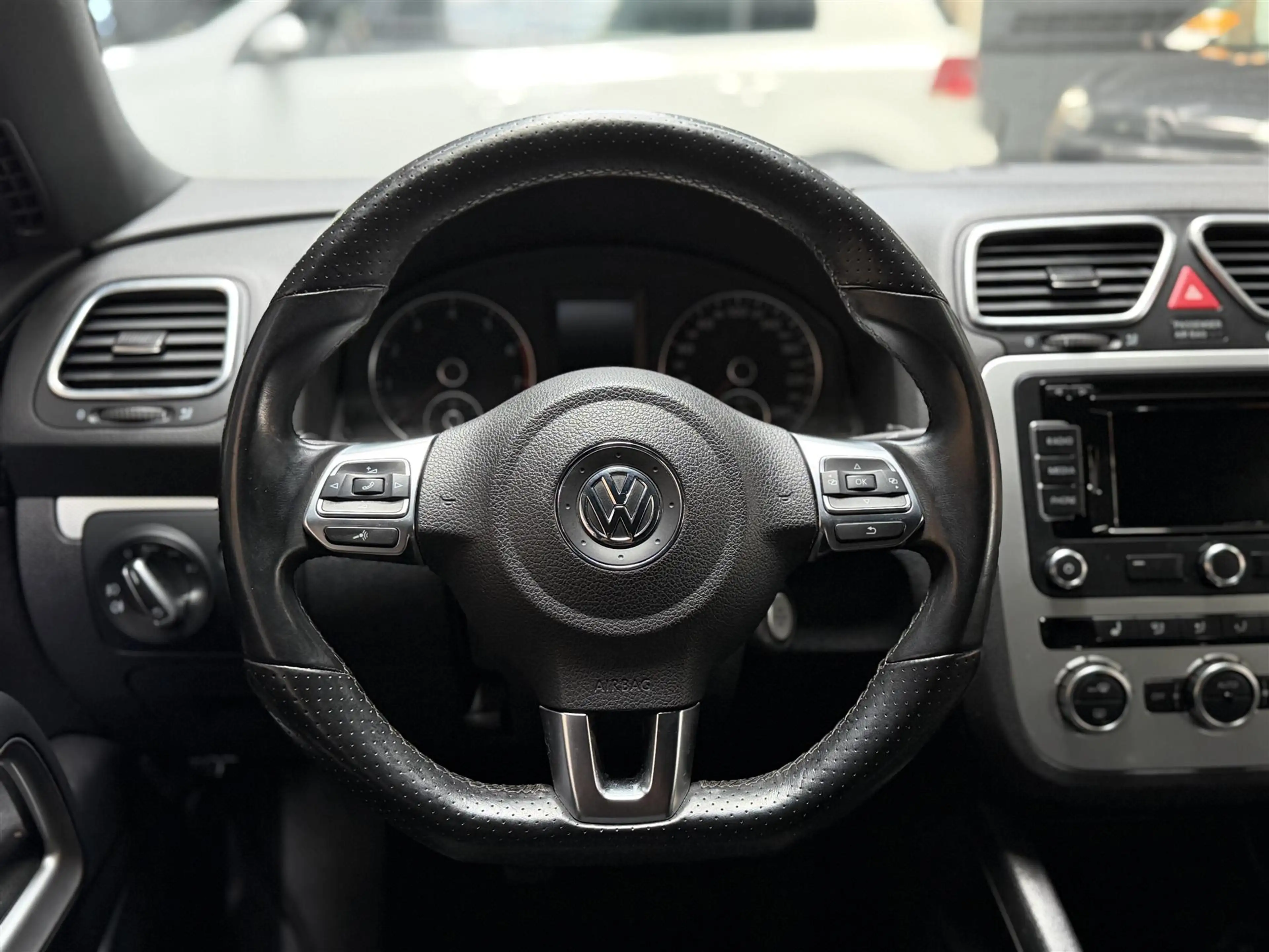 Volkswagen Scirocco 1.4 TSI Maxton! Cruise! Navi! Clima! — photo 13