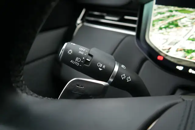 Land Rover Range Rover Sport P460e PHEV A *ACC/Adapt. LED/360°/Winter-Paket* Ansicht 15