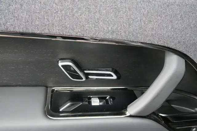 Land Rover Range Rover Sport P460e PHEV A *ACC/Adapt. LED/360°/Winter-Paket* Ansicht 6