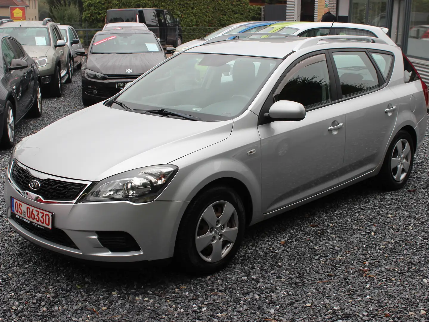 Kia Ceed / cee'd 1.6 125PS*AHK*HU.AU.NEU*Finanazierung* Gris - 1