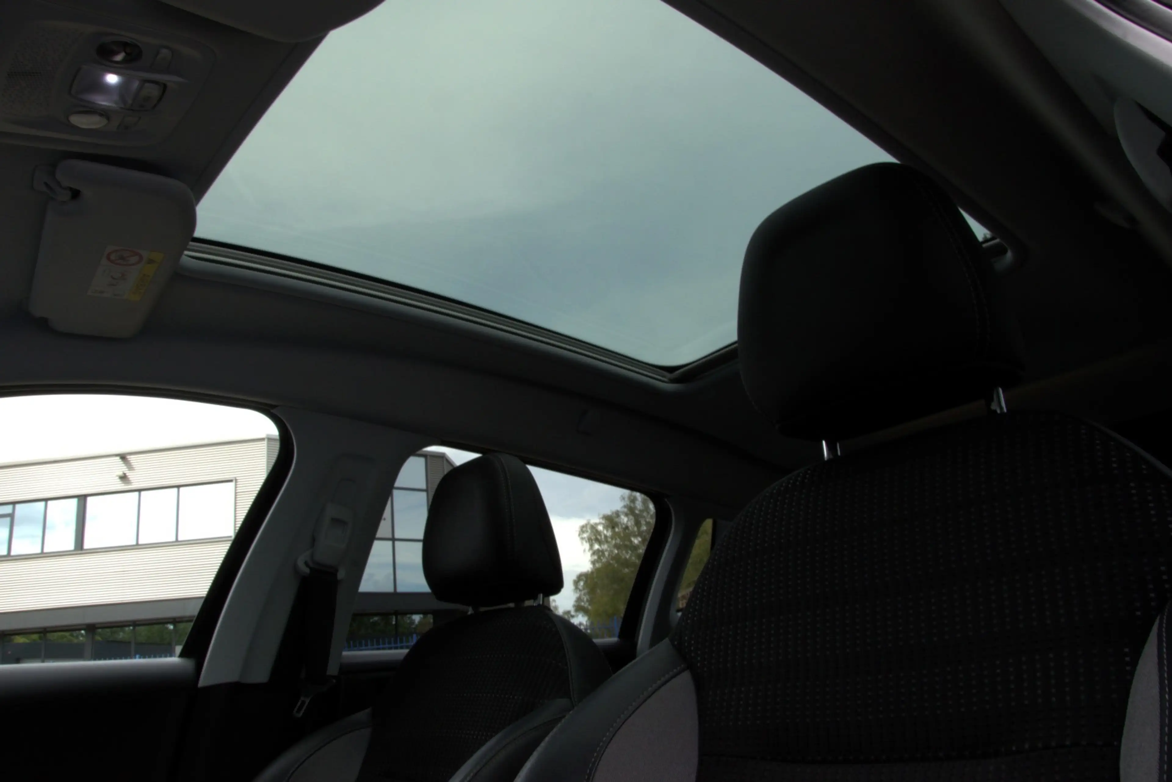 Peugeot 2008 1.2 PureTech Allure ,NAP, 1ste eign. Pano, Navi, C — photo 11