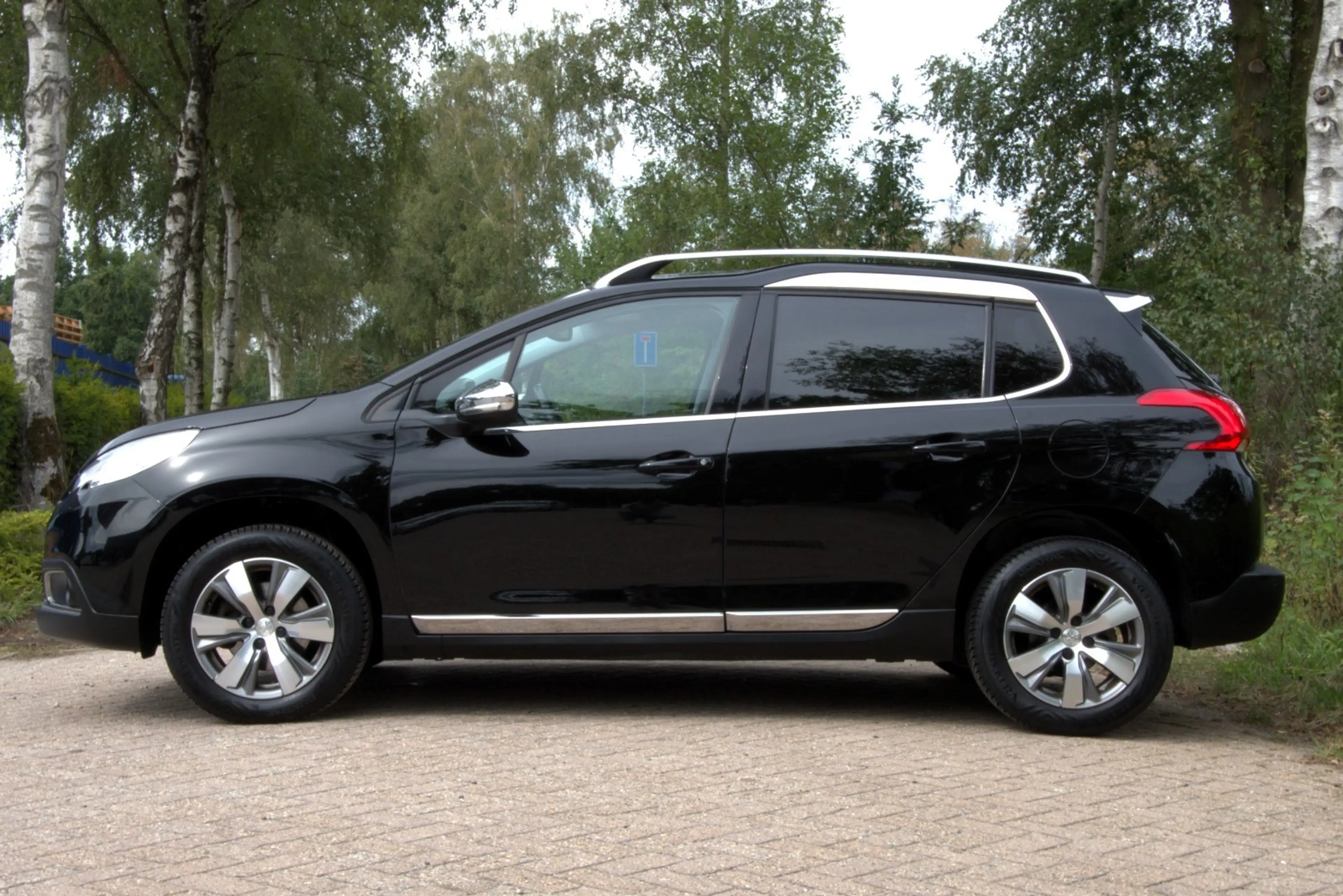 Peugeot 2008 1.2 PureTech Allure ,NAP, 1ste eign. Pano, Navi, C — photo 4